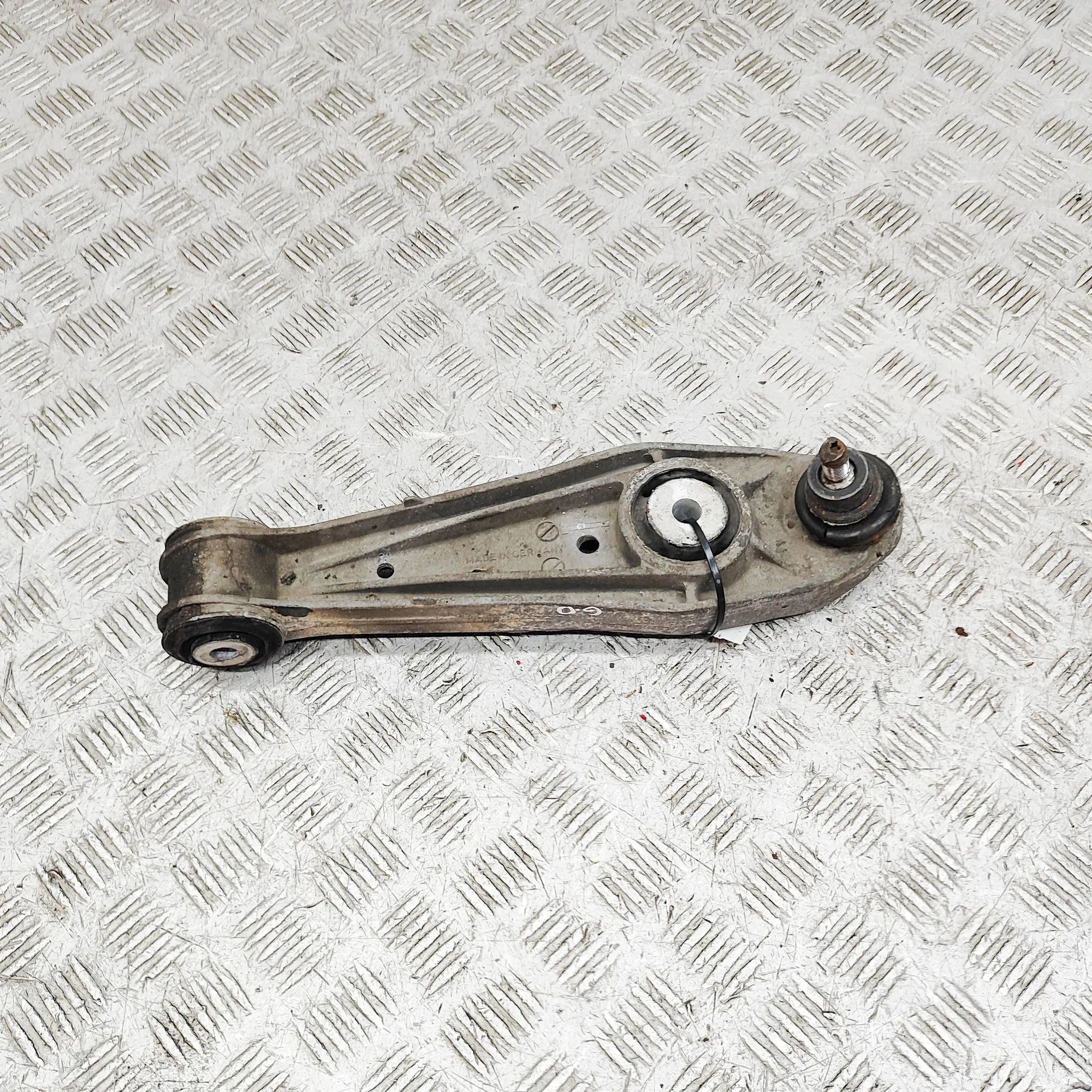 Porsche Boxster (987) Control arm — rear right Control arm — rear right — PORSCHE BOXSTER (987...