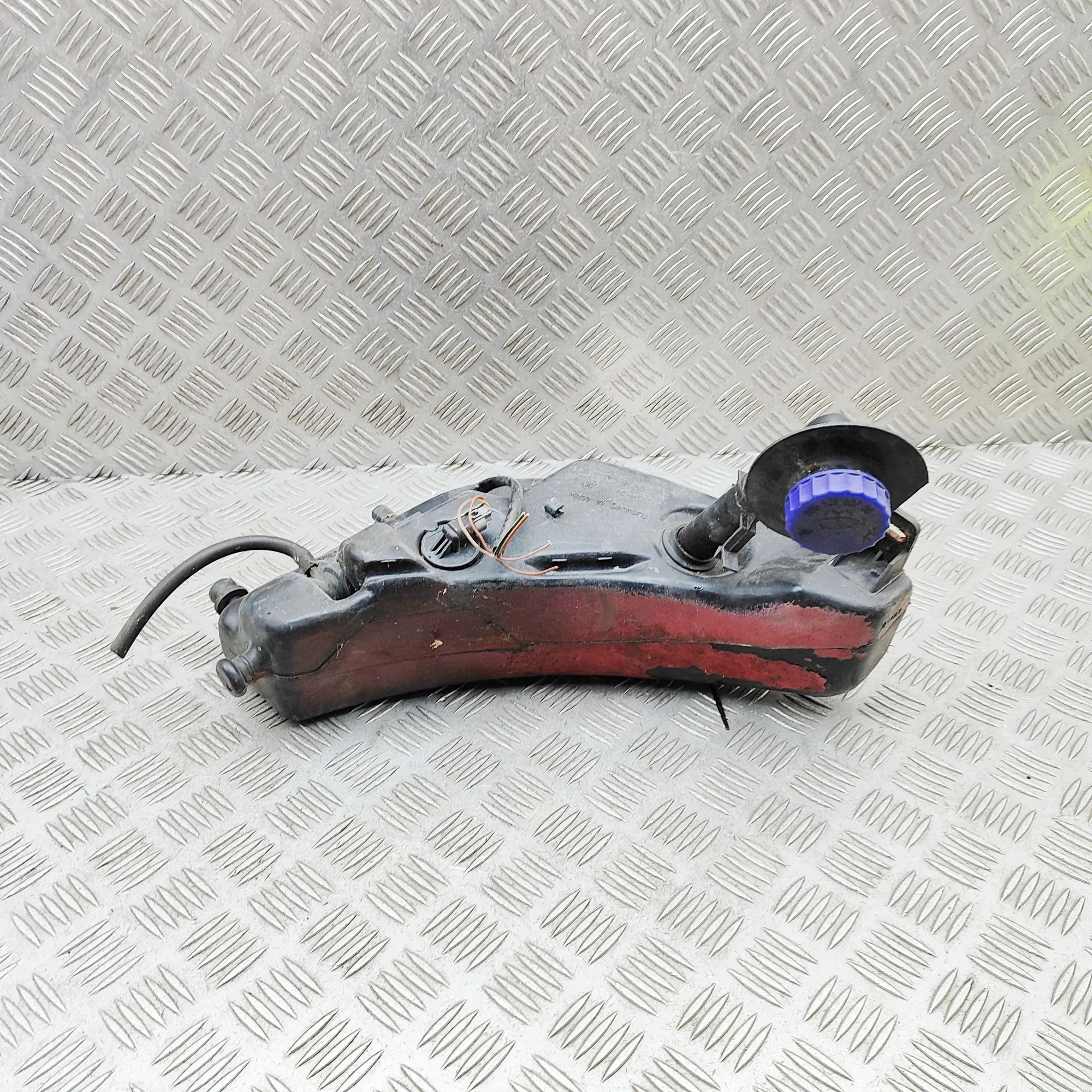 Porsche Boxster (986) Window Washer Tank Window Washer Tank — PORSCHE BOXSTER (986) (199...