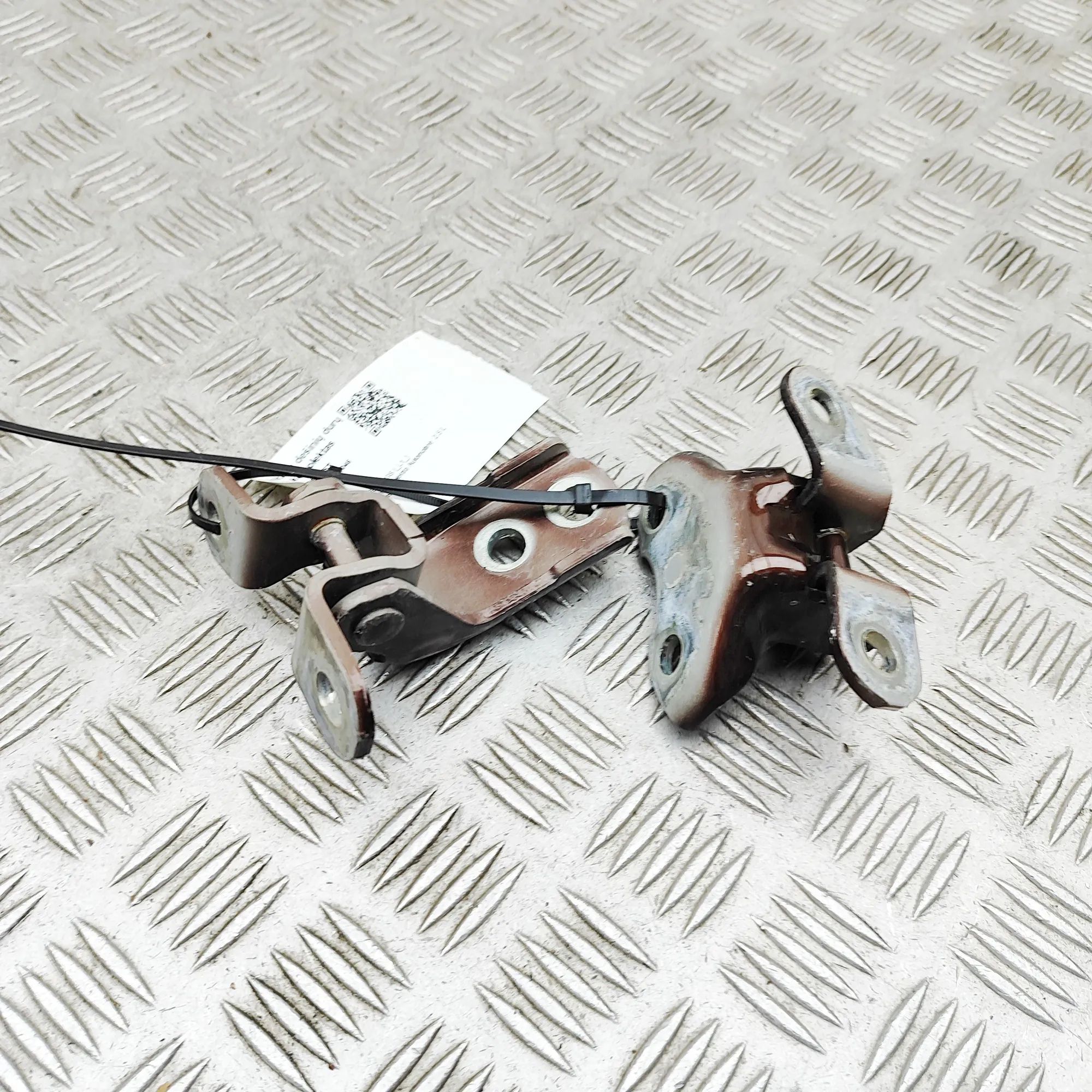Lexus GS Door hinge set — front right Door hinge set — front right — LEXUS GS (_L1_) ...