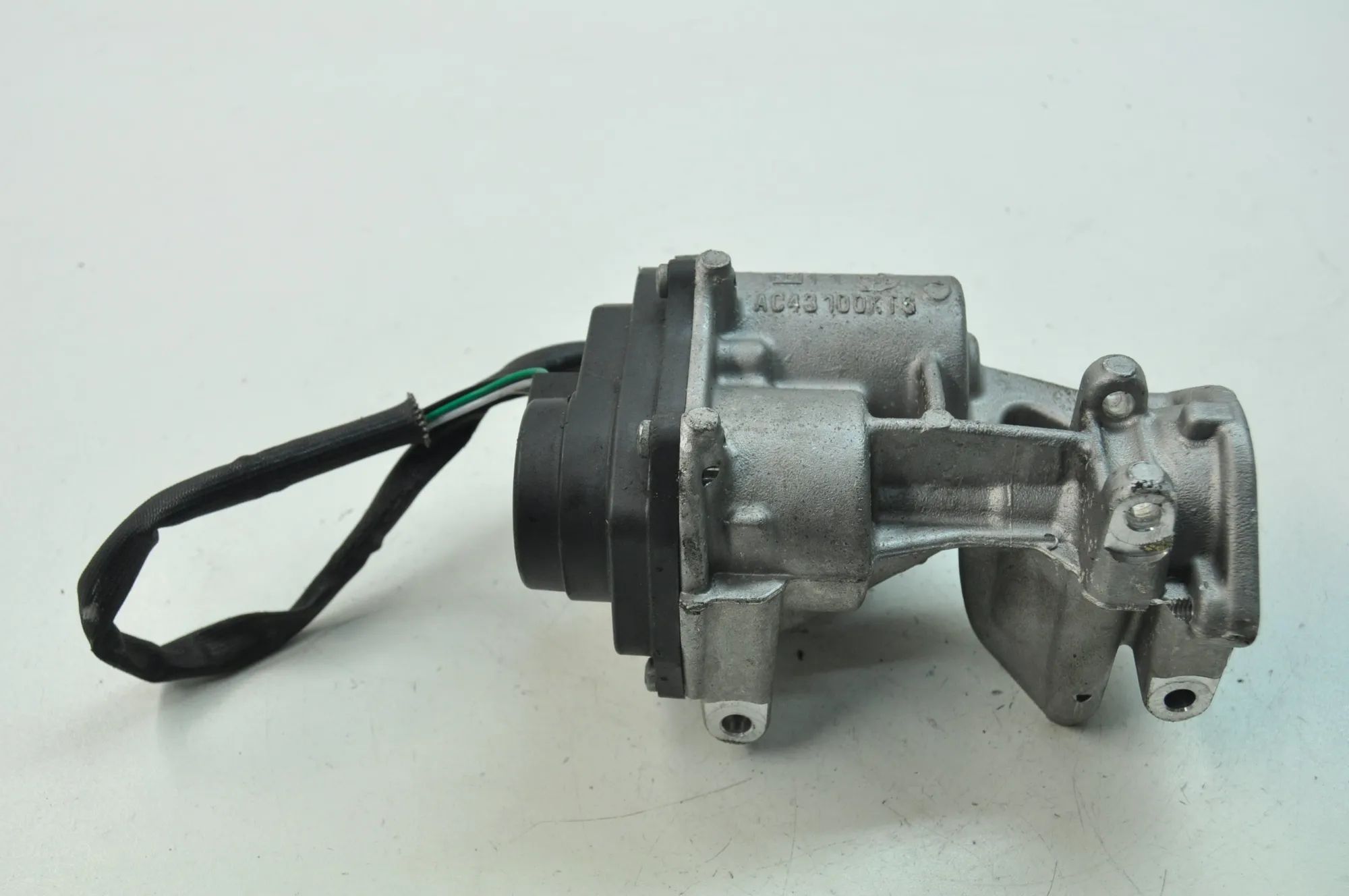 Land Rover Range Rover Sport EGR Valve EGR valve — LAND ROVER RANGE ROVER SPORT (L320)...