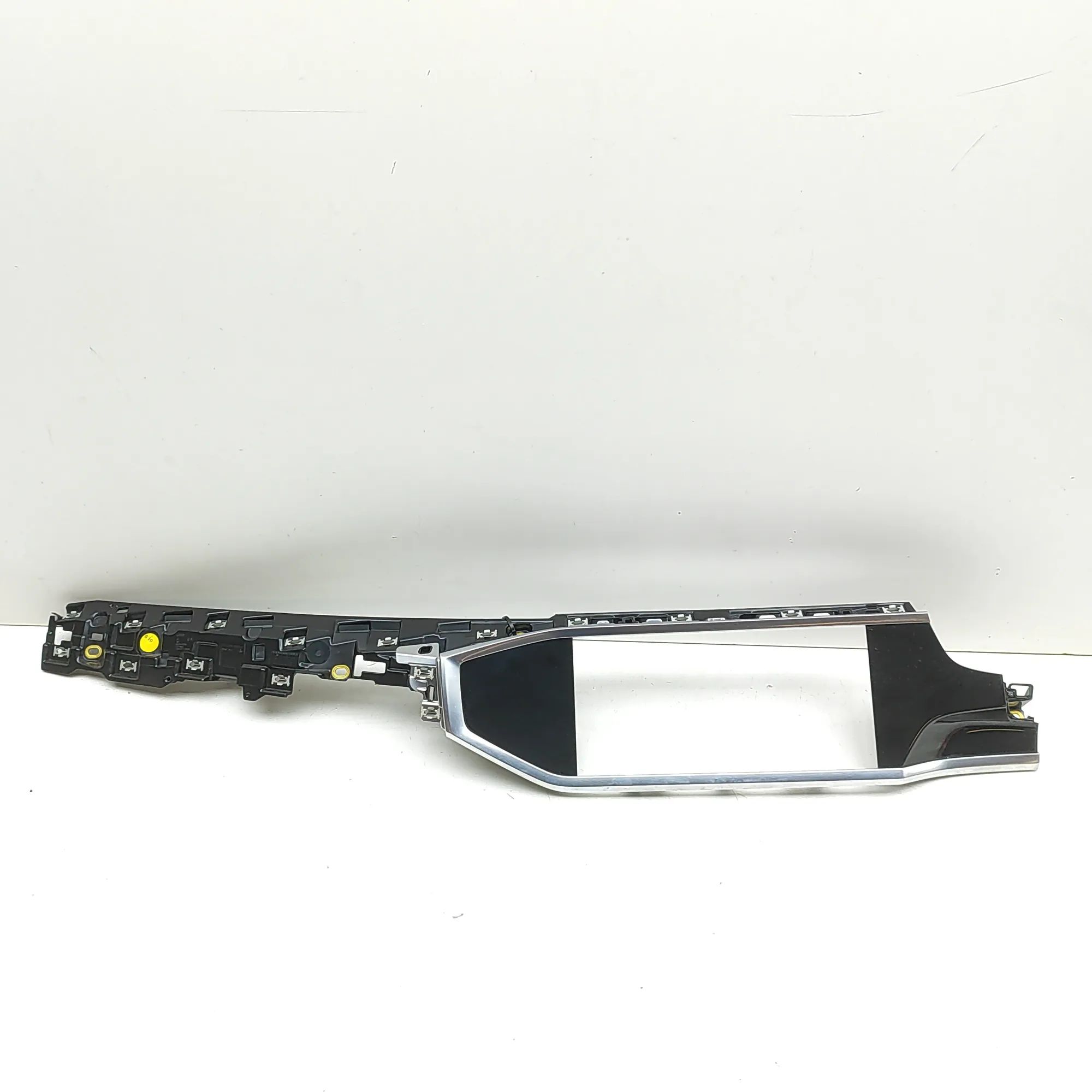 Audi Q3 (F3) Dashboard Trim Dashboard trim — AUDI Q3 (F3) (2018-...) — 83C8...
