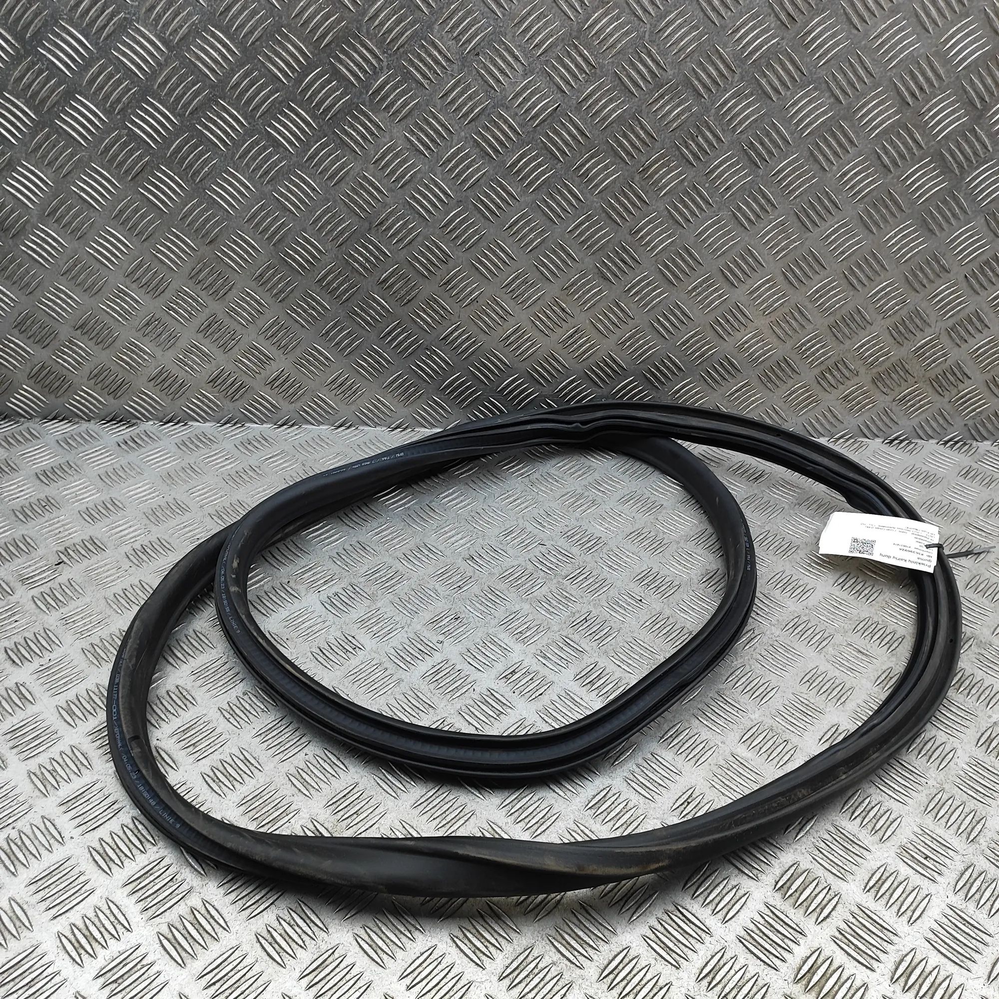 BMW 2 (F44) Door rubber seal — front left Door rubber seal — front left — BMW 2 SERIES (G...