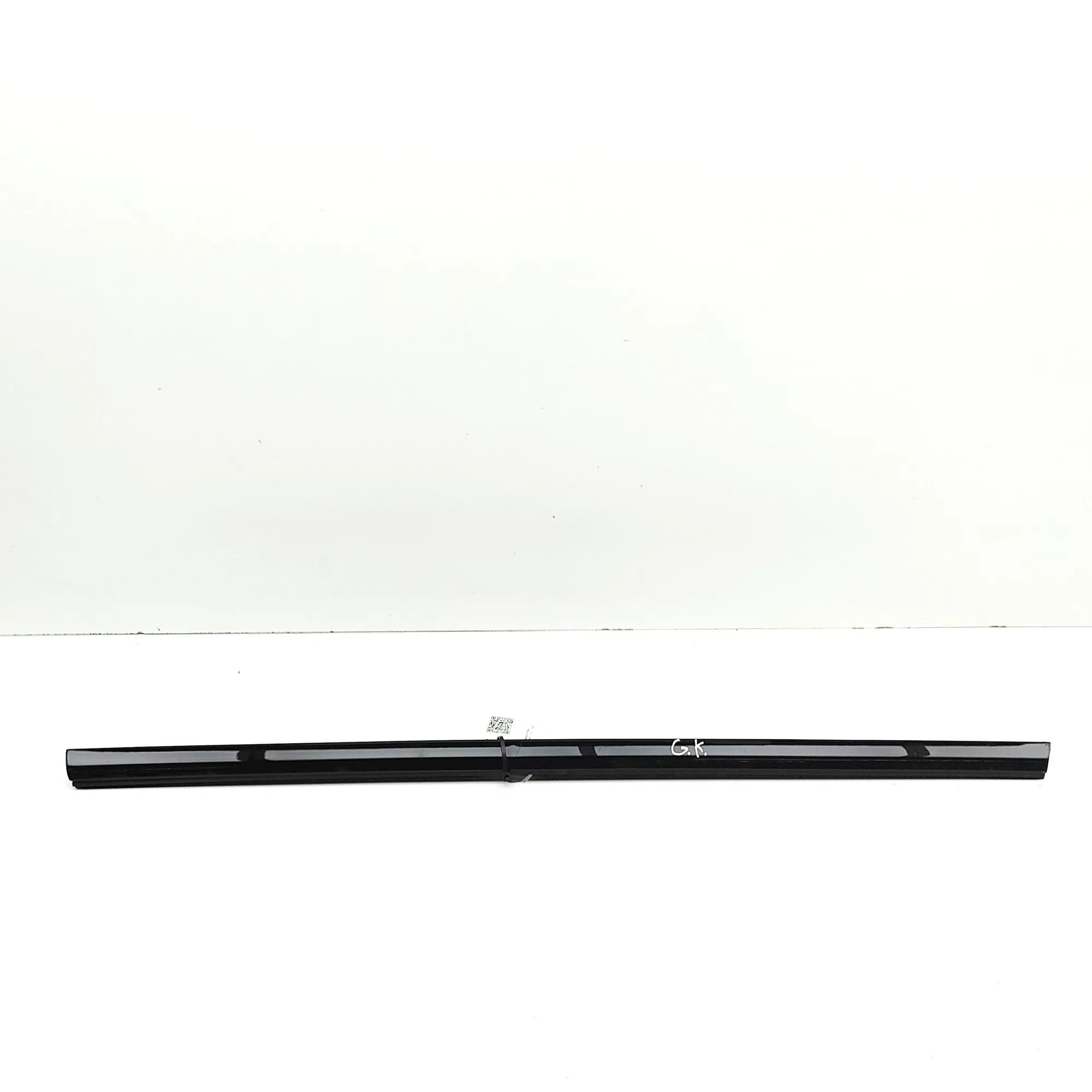 BMW 2 (F44) Door window strip — rear left Door window strip — rear left — BMW 2 SERIES (G...