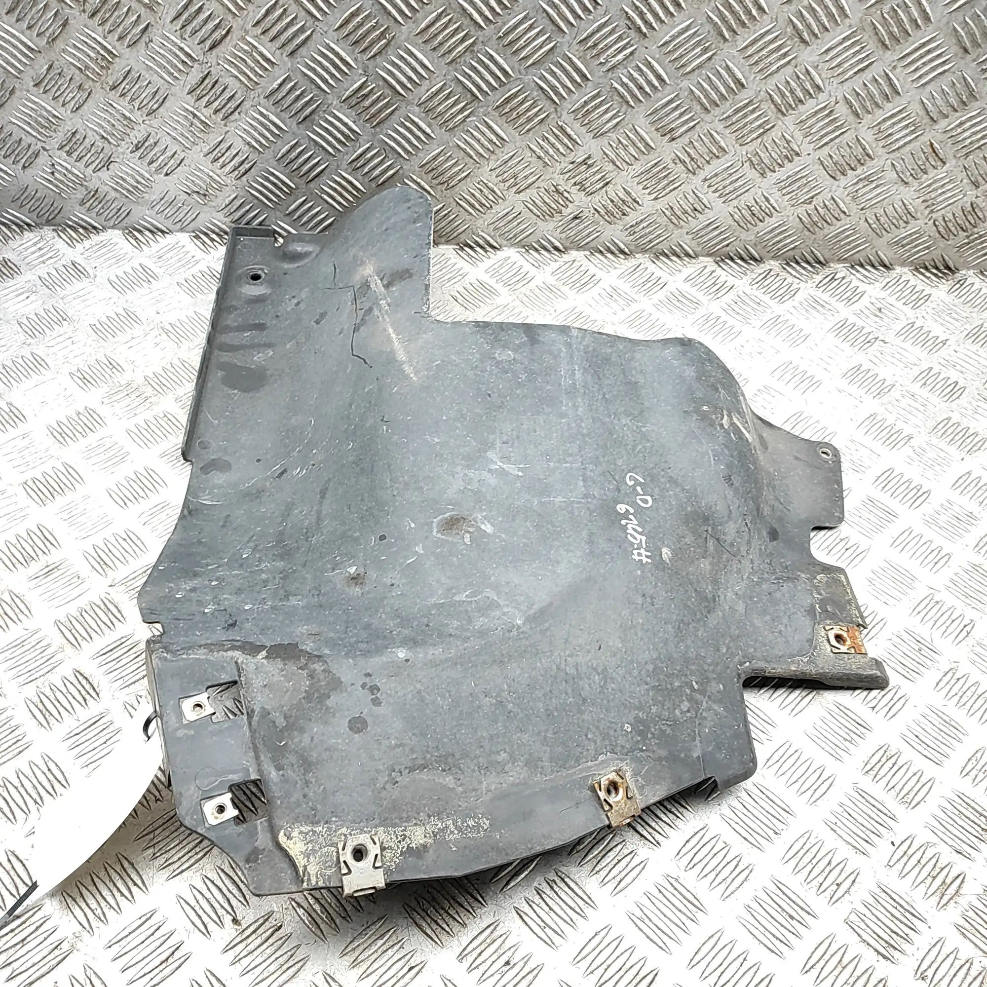 Alfa-Romeo Stelvio Underbody cover — rear right Underbody cover — rear right — ALFA ROMEO STELV...