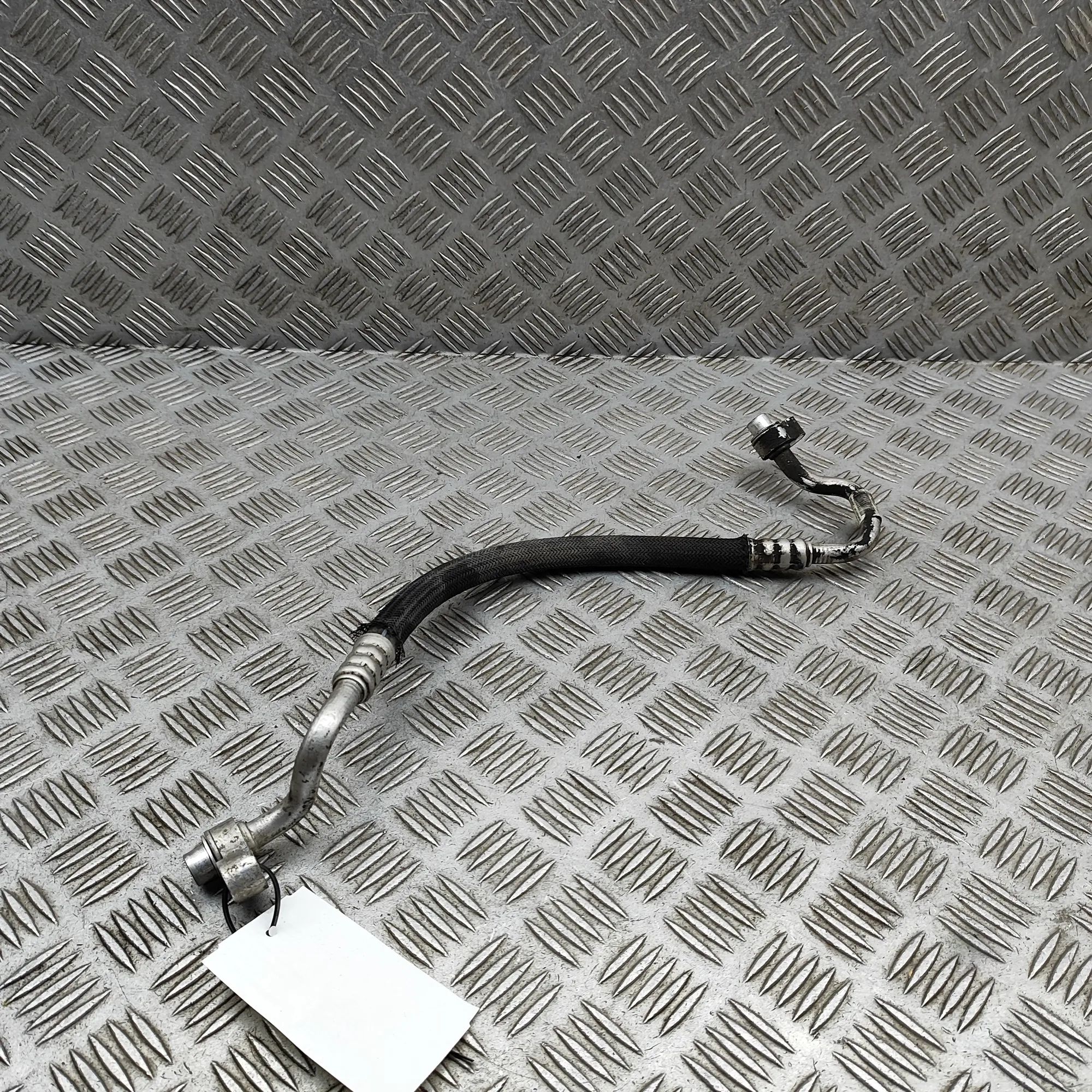 Jeep Wrangler (JK) A/C Air Con Hose Pipe A/C Air Con Hose Pipe — JEEP WRANGLER (III JK) ...