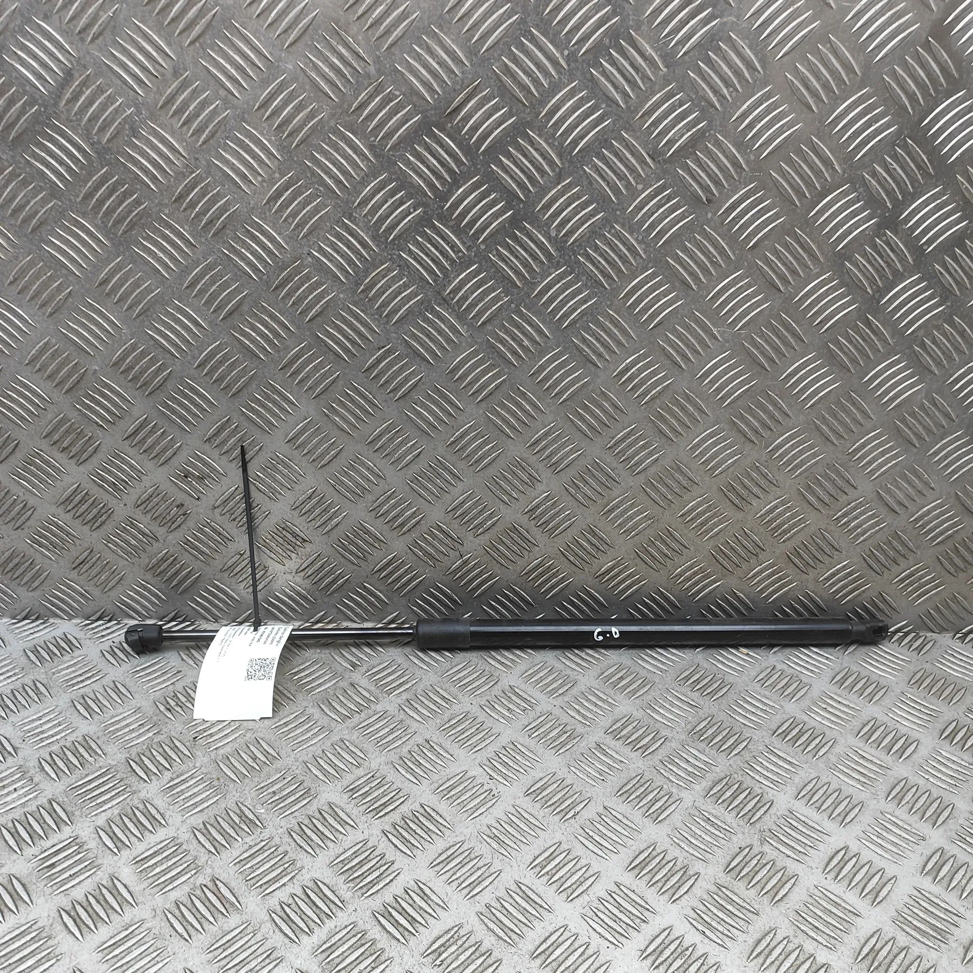 Skoda Elroq  Right Side Tailgate Gas Strut Right Side Tailgate Gas Strut — SKODA ELROQ (20...