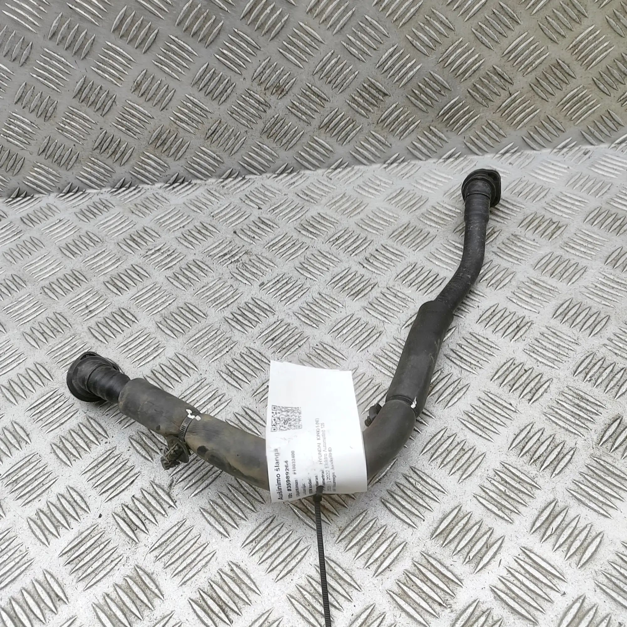 Hyundai Ioniq Jäähdytysnesteletku Coolant hose — HYUNDAI IONIQ (5 NE) (2020-...) ...