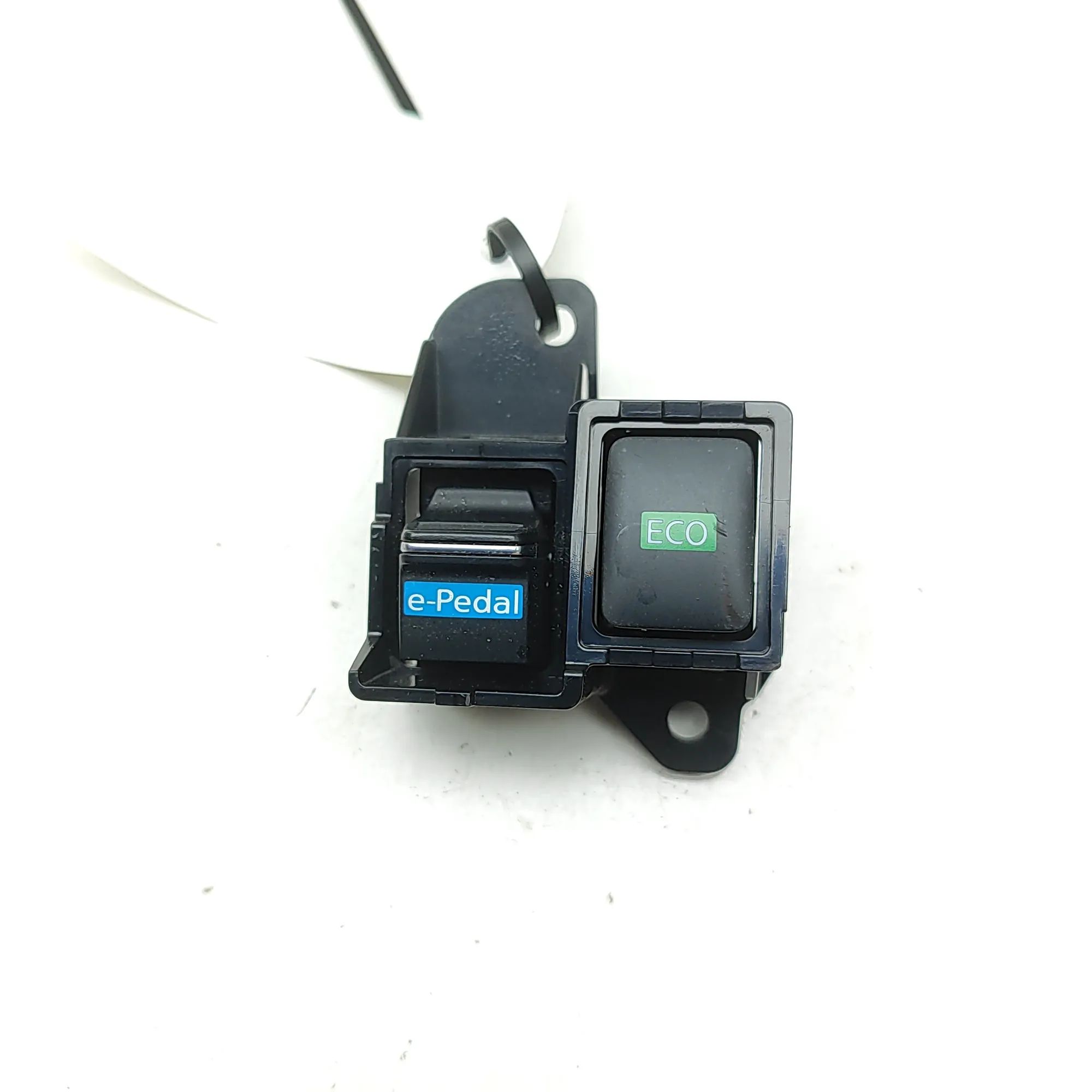 Nissan Leaf Button Switch Panel Button Switch Panel — NISSAN LEAF (ZE1) (2017-....
