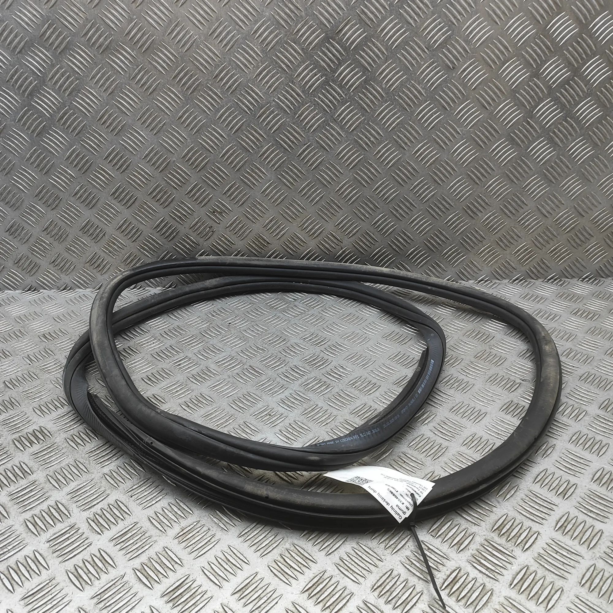 Skoda Elroq  Door rubber seal — rear right Door rubber seal — rear right — SKODA ELROQ (20...