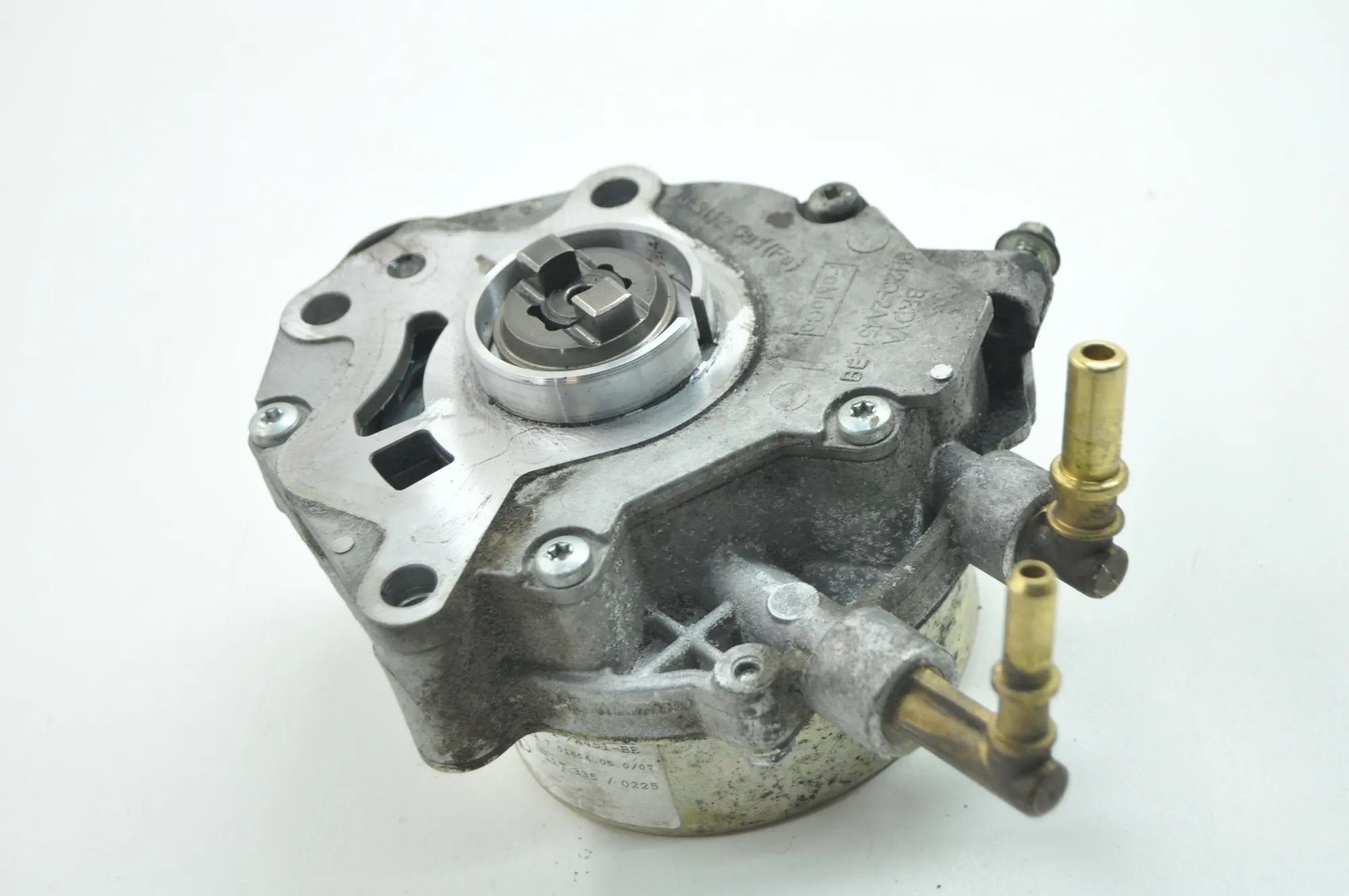 Land Rover Range Rover Sport Vacuum pump Vacuum Pump — LAND ROVER RANGE ROVER SPORT (L32...