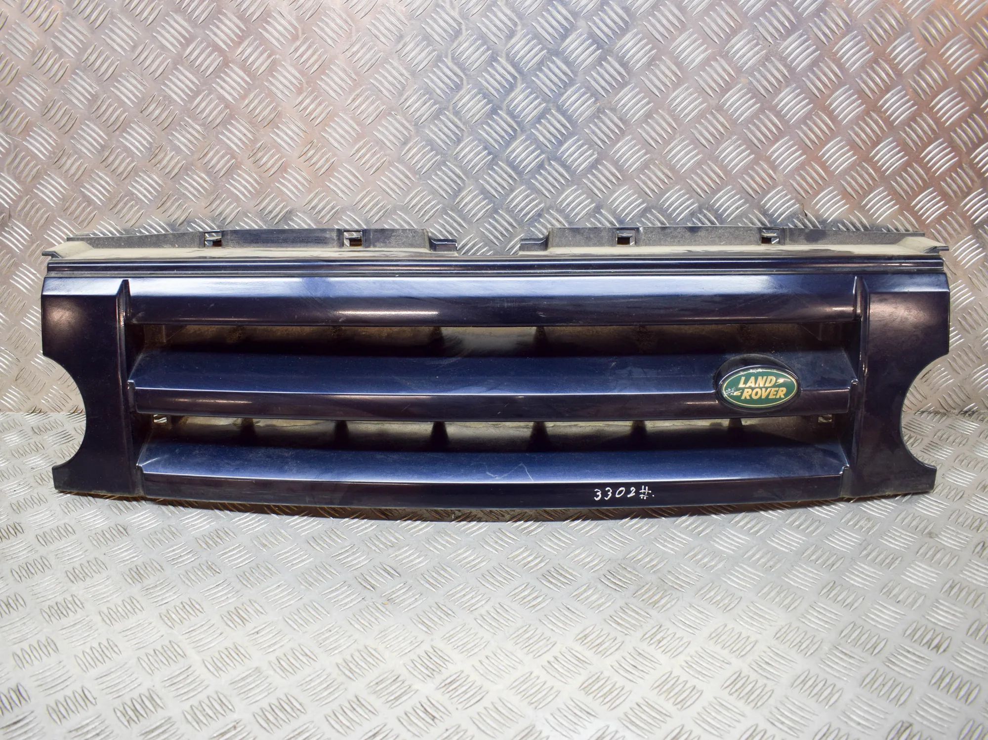 Land Rover Discovery Radiator Grille Radiator grille — LAND ROVER DISCOVERY (III L31...