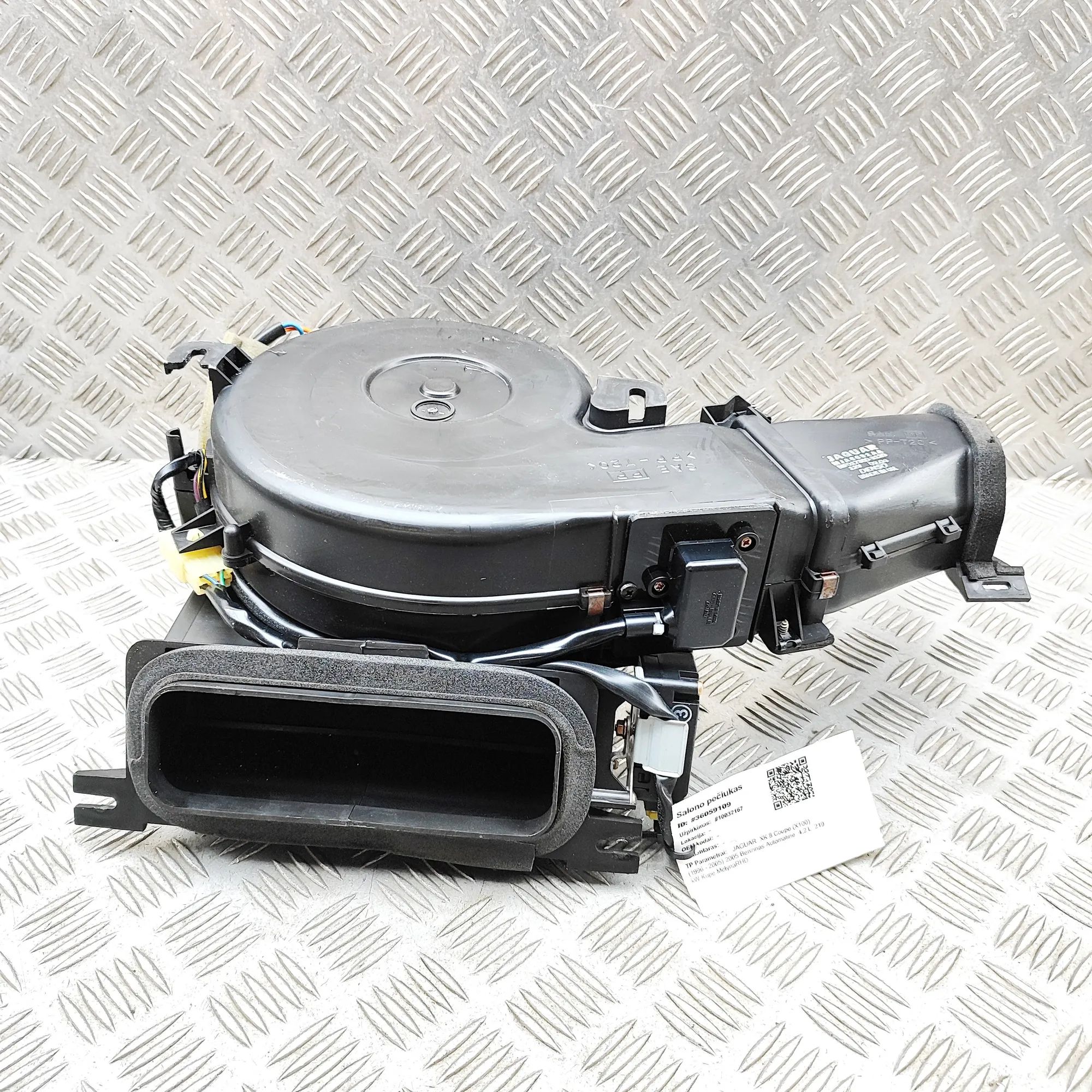Jaguar XK Interior Heater Interior Heater — JAGUAR XK (8 Coupe X100) (199...