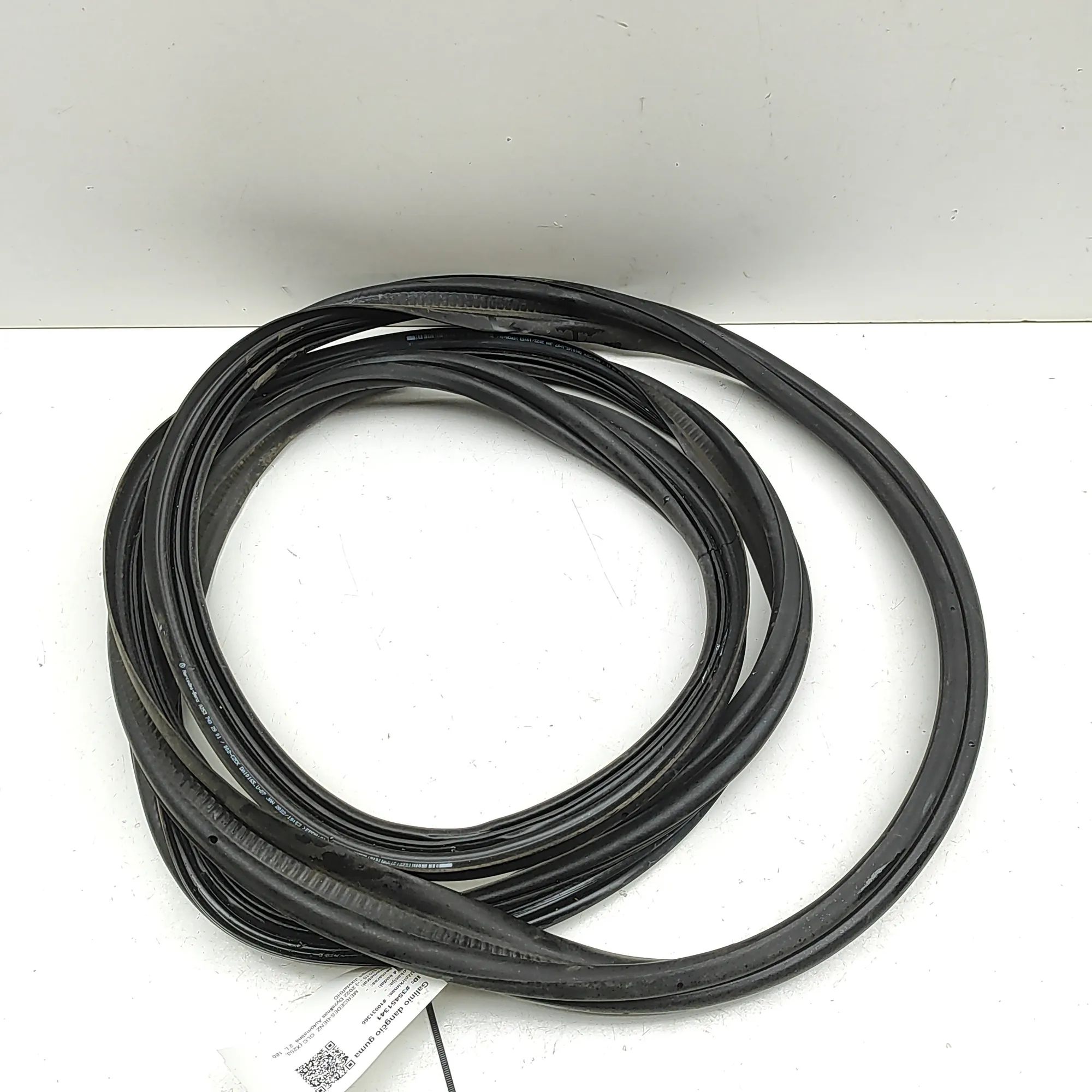 Mercedes-Benz GLC (X253) Tailgate rubber seal Tailgate rubber seal — MERCEDES BENZ GLC (X253,...