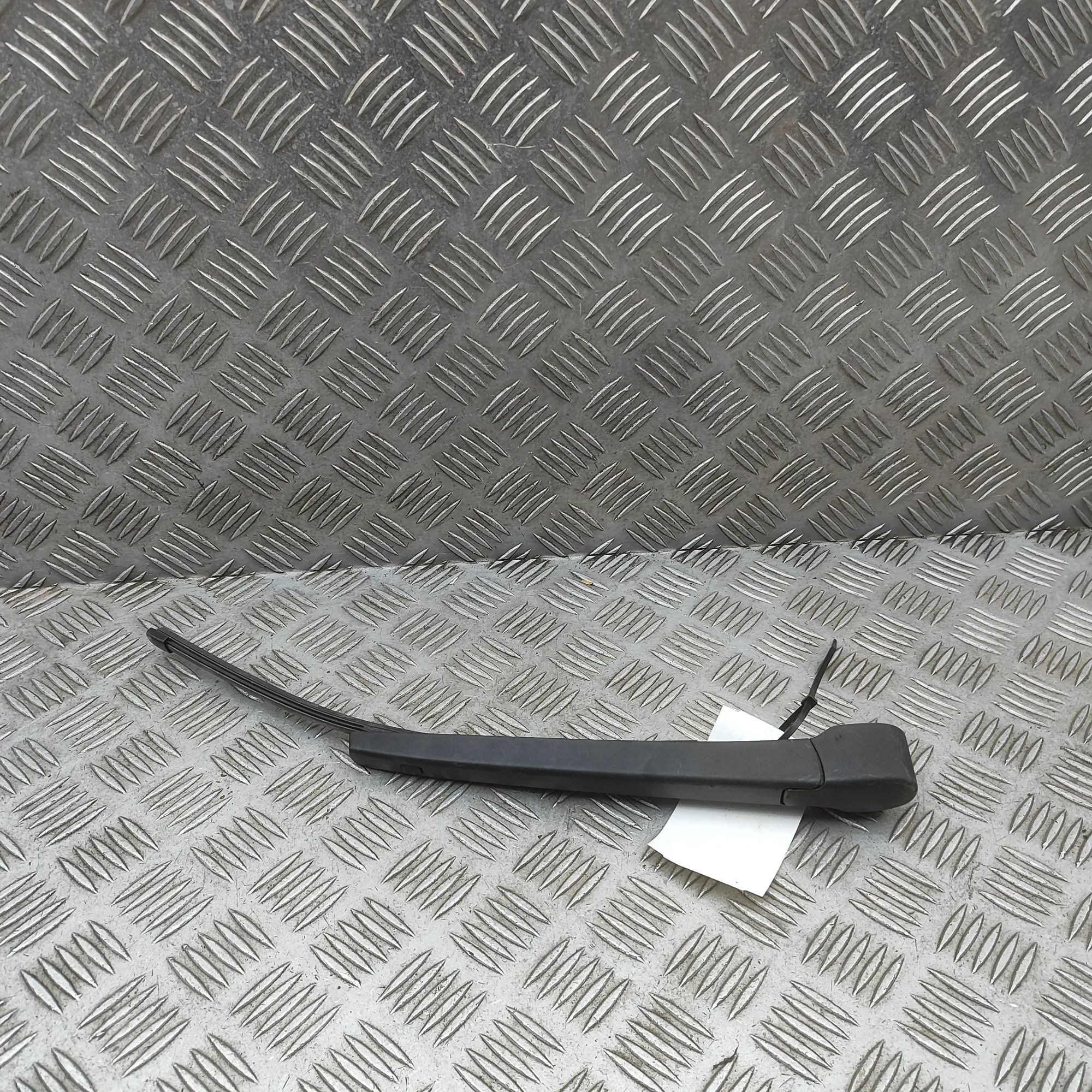 Skoda Elroq  Window wiper arm — rear Window wiper arm — rear — SKODA ELROQ (2024-......