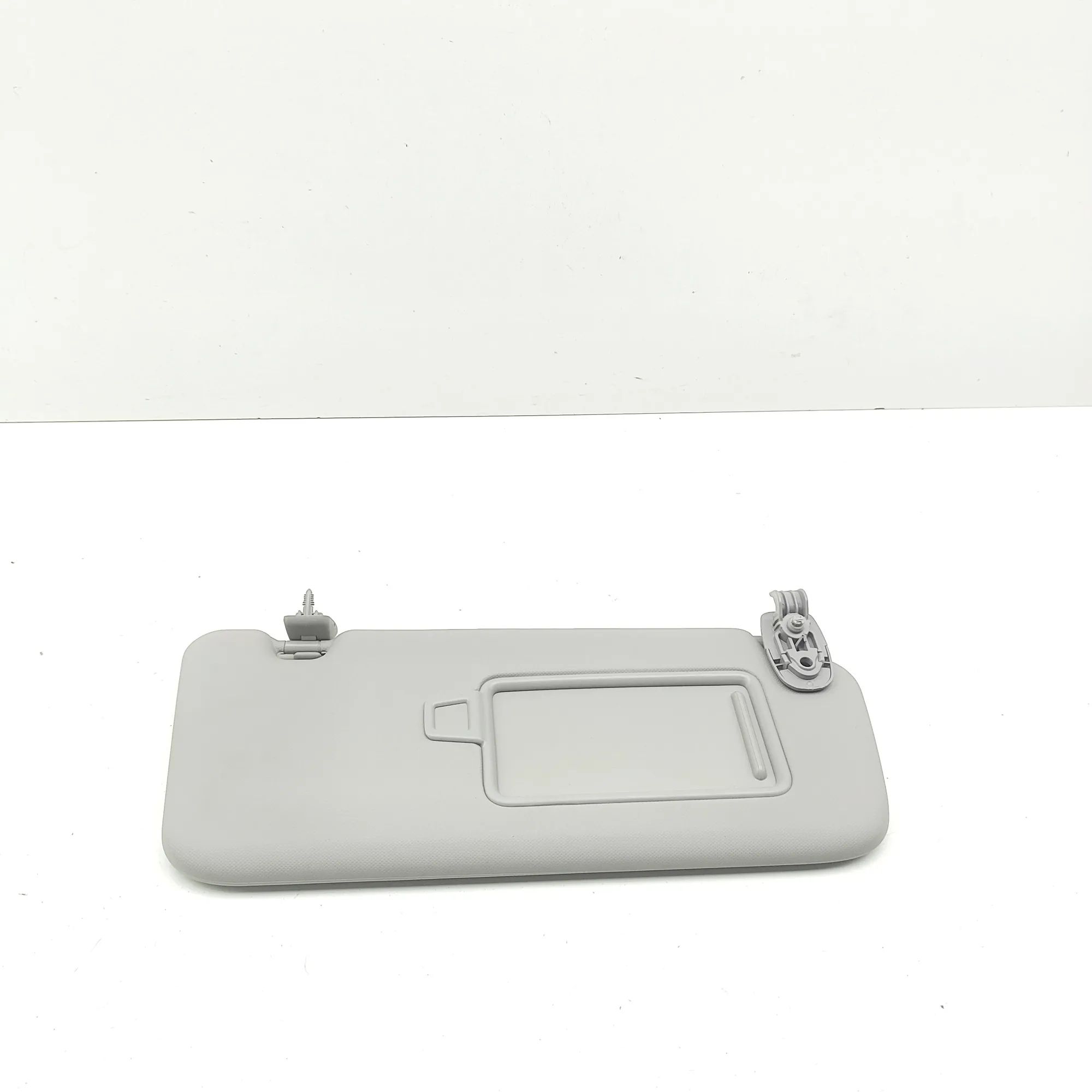 Hyundai Kona Sun visor — right Sun visor — right — HYUNDAI KONA (2017-...) — 8...