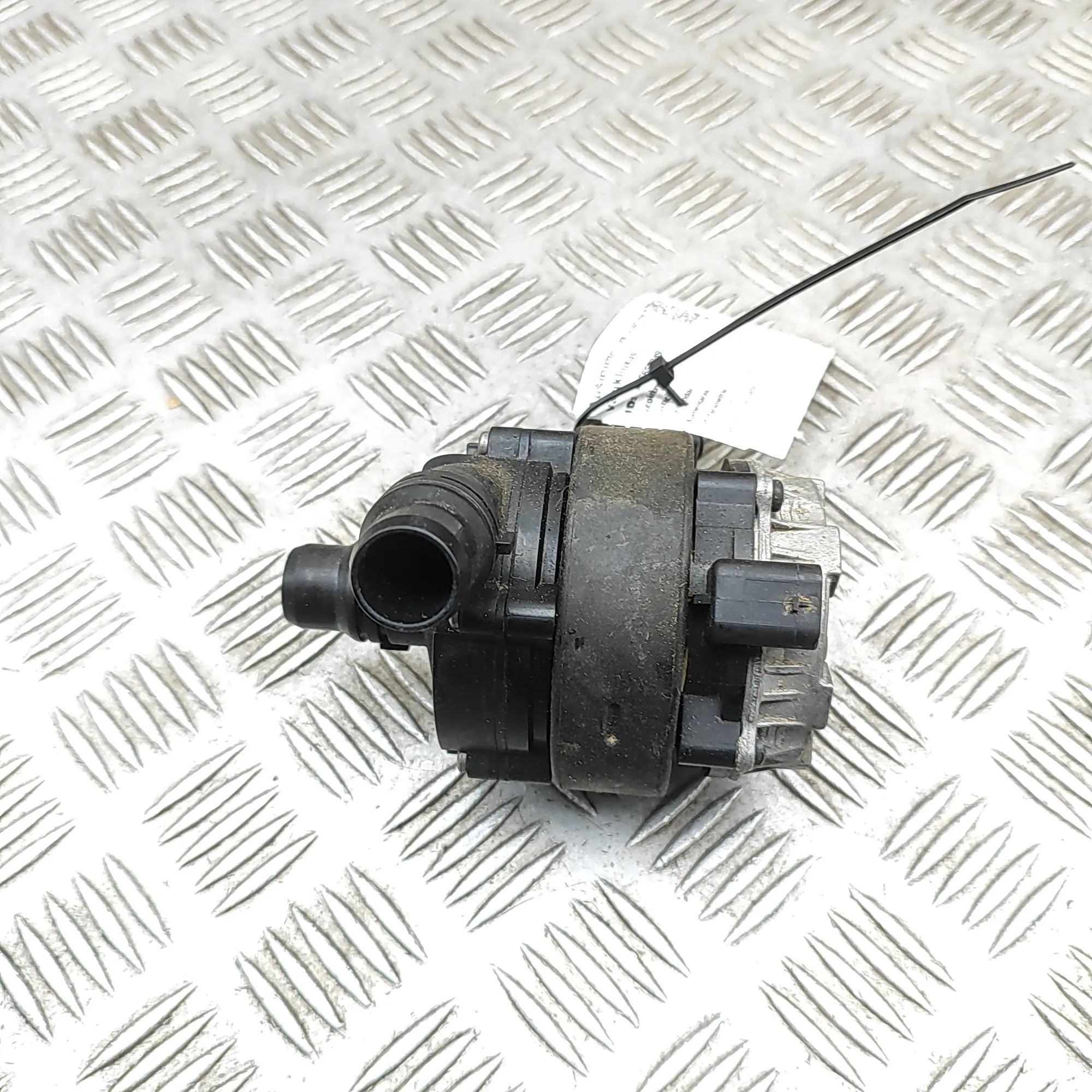 Peugeot 208 Auxiliary Water Pump Auxiliary Water Pump — PEUGEOT 208 (II UB_, UP_...