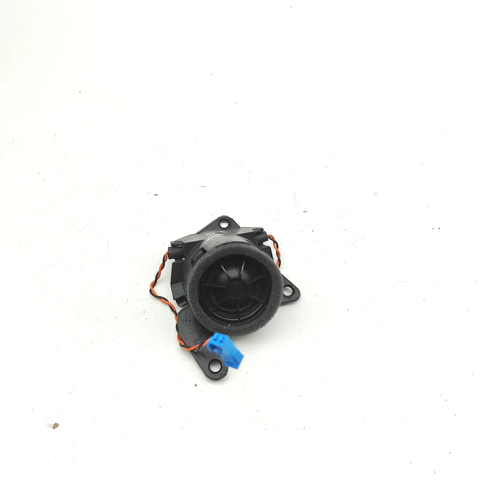 BMW X4 (G02) Rear Left Door Speaker Rear Left Door Speaker — BMW X4 (G02, F98) (201...