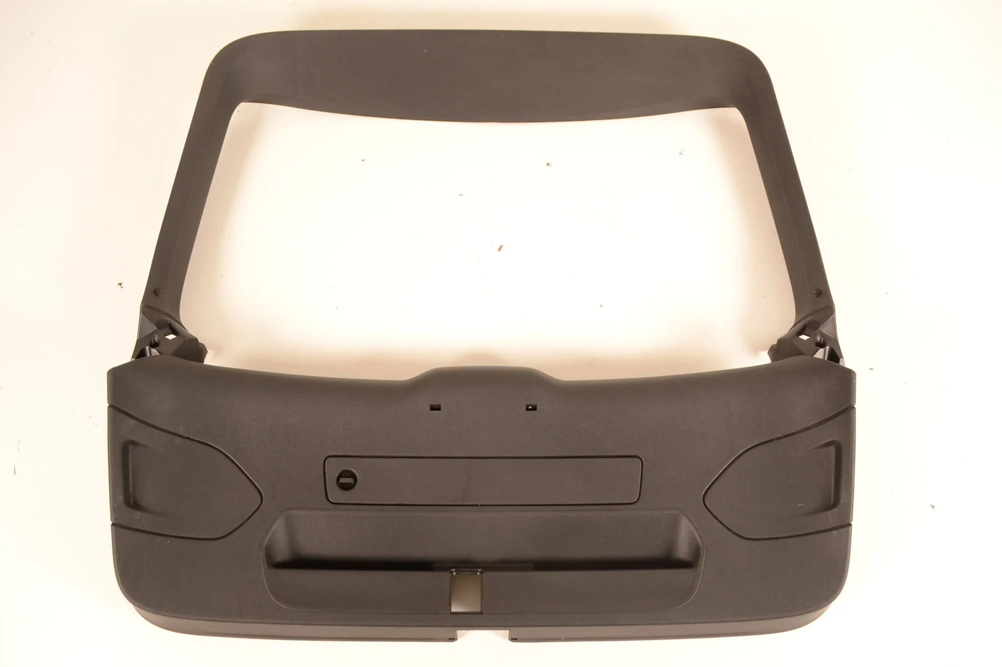 Audi Q3 (8U) Tailgate Bootlid Cover Trim Tailgate Bootlid Cover Trim — AUDI Q3 (8U) (201...