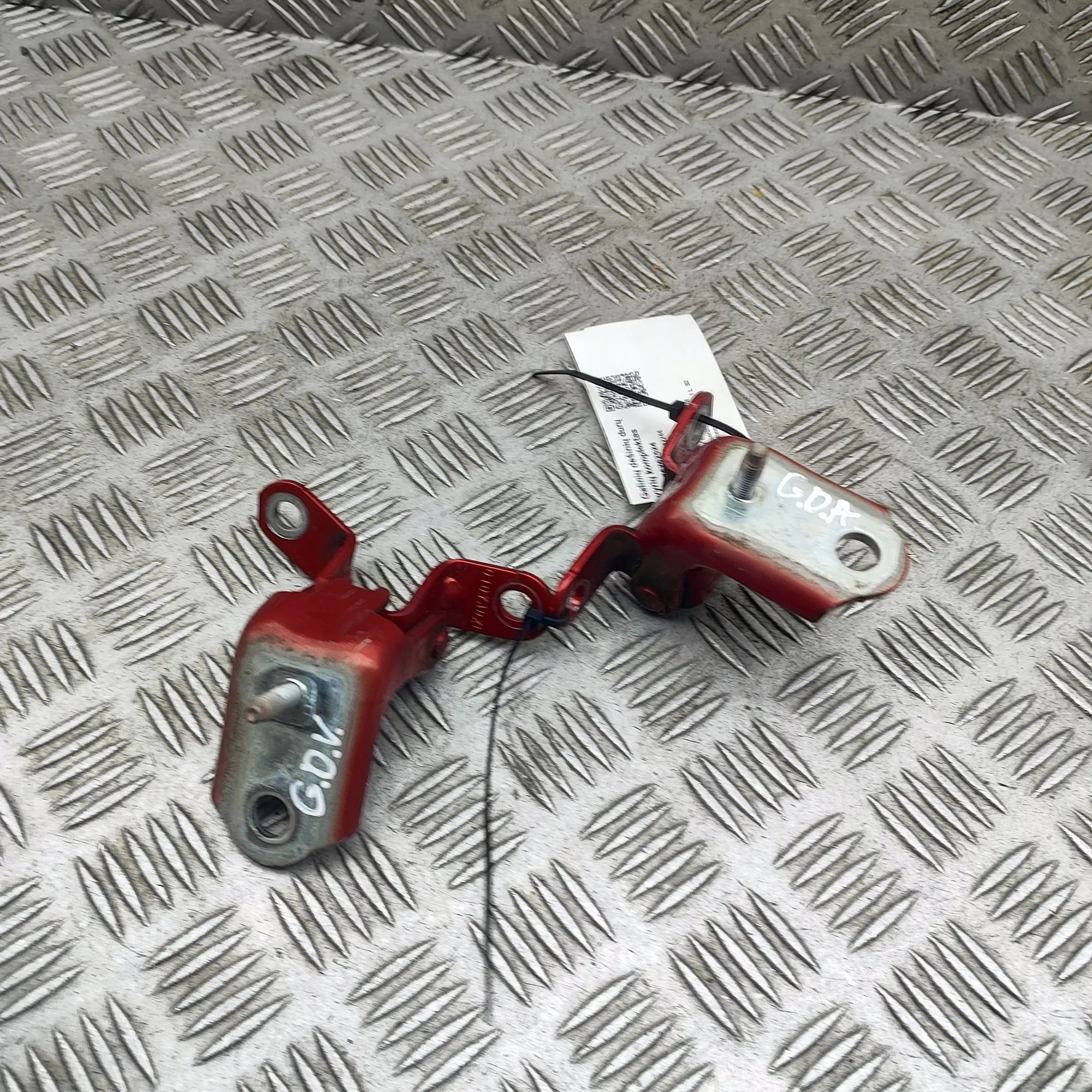 Ford Fiesta Door hinge set — rear right Door hinge set — rear right — FORD FIESTA (VII)...