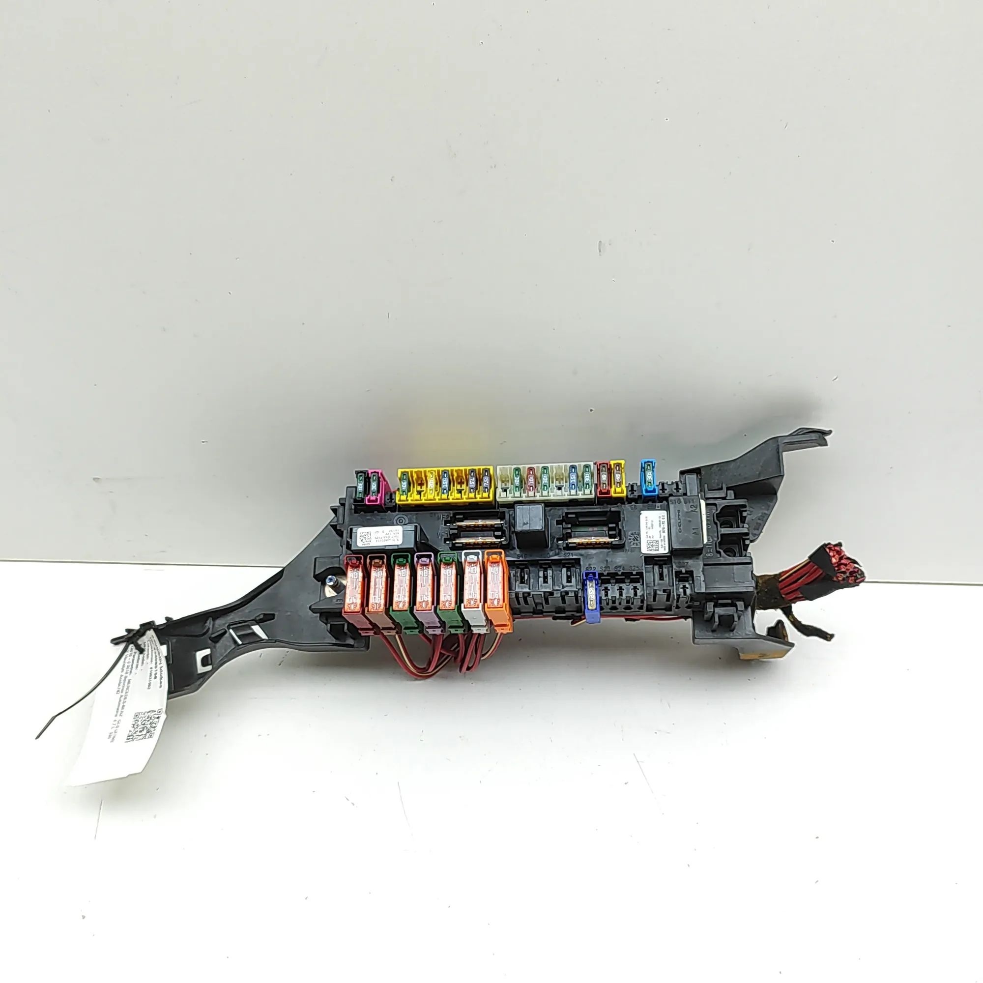 Mercedes-Benz GL / GLS (X166) Fuse Box Module Fuse Box Module — MERCEDES BENZ GLS (X166) (201...