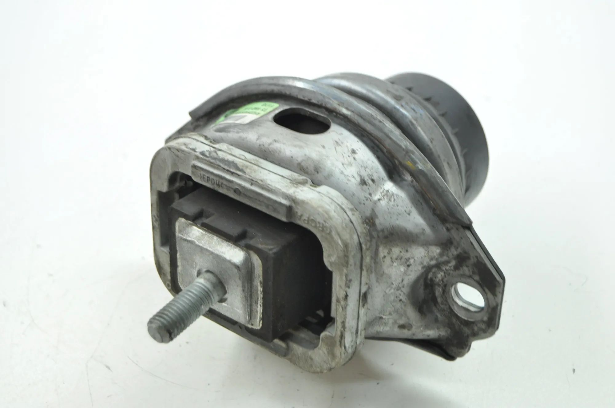 Land Rover Discovery Left Side Engine Mount Left Side Engine Mount — LAND ROVER DISCOVERY (...