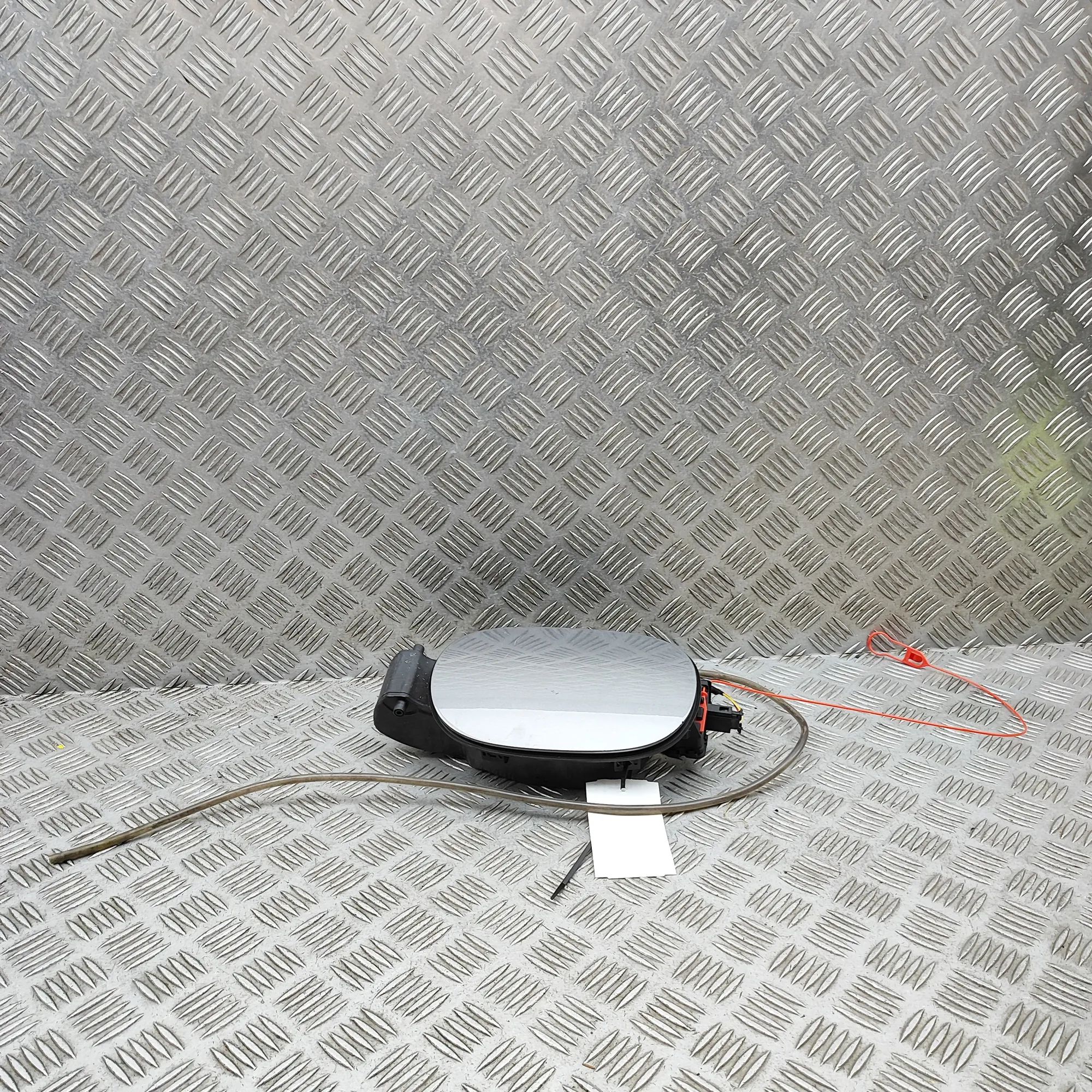 Porsche Cayenne Fuel Tank Flap Cap Fuel Tank Flap Cap — PORSCHE CAYENNE (92A) (201...