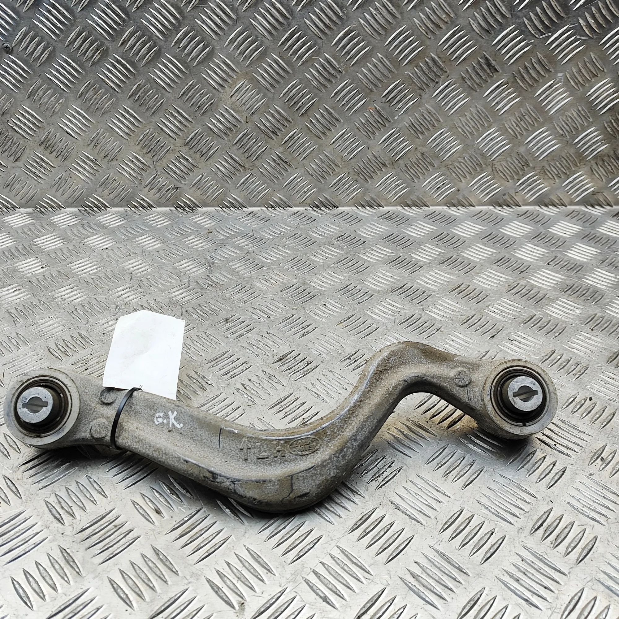 Land Rover Range Rover Evoque Control arm — rear left Control arm — rear left — LAND ROVER RANGE ROVE...