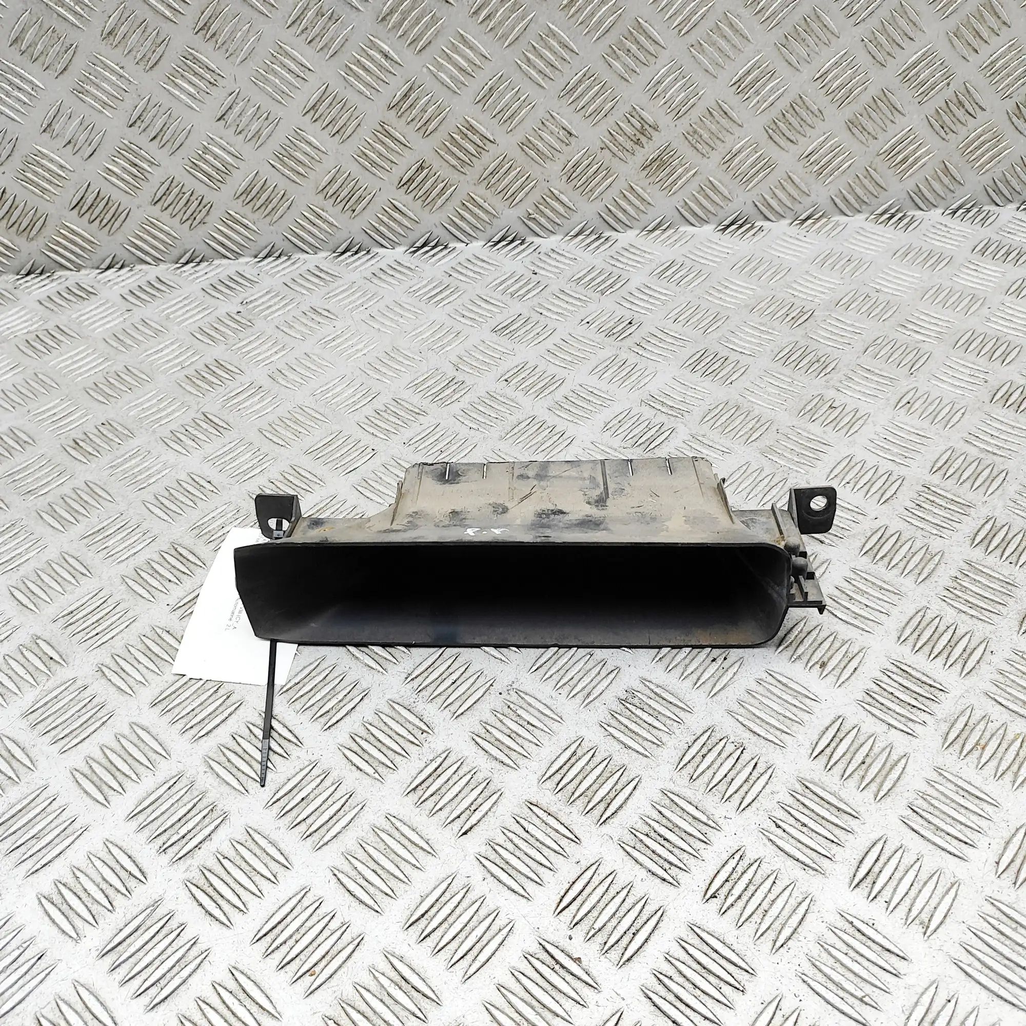 Mitsubishi Lancer Air Intake Tube Air Intake Tube — MITSUBISHI LANCER (VIII CY_A,...