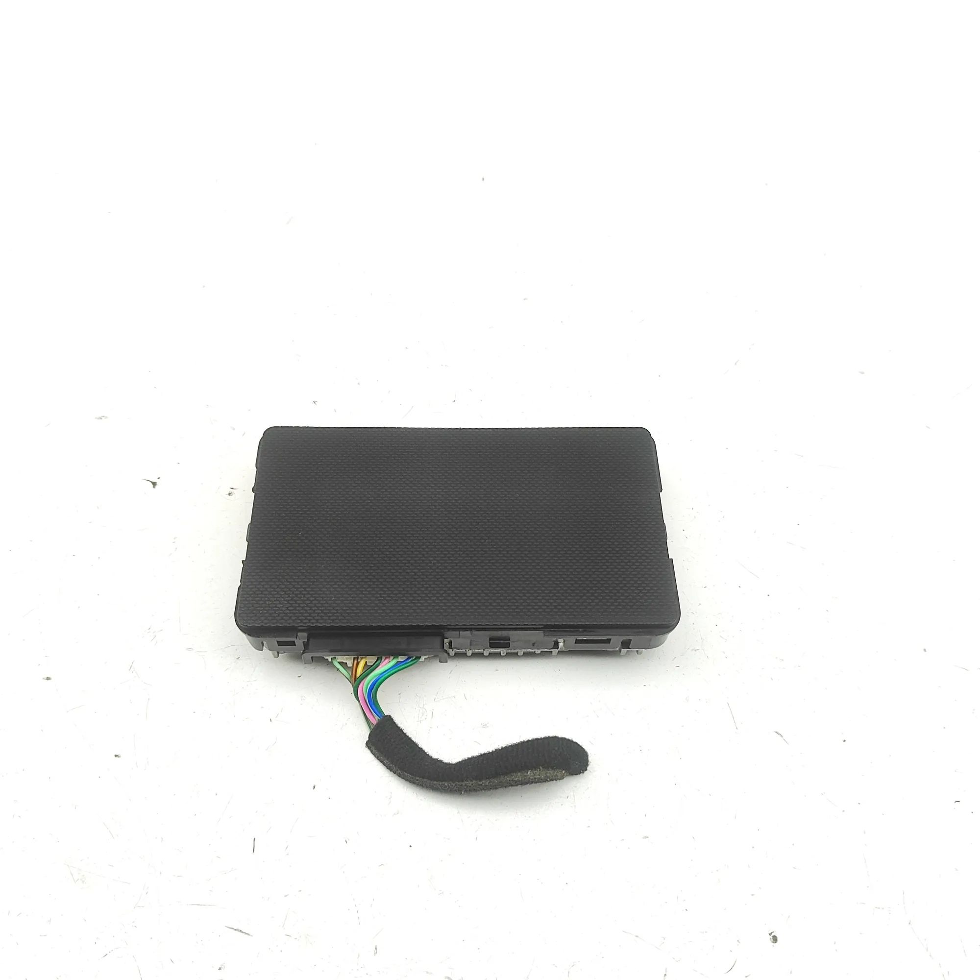 Hyundai Kona Wireless charging pad Wireless charging pad — HYUNDAI KONA (2017-...)...