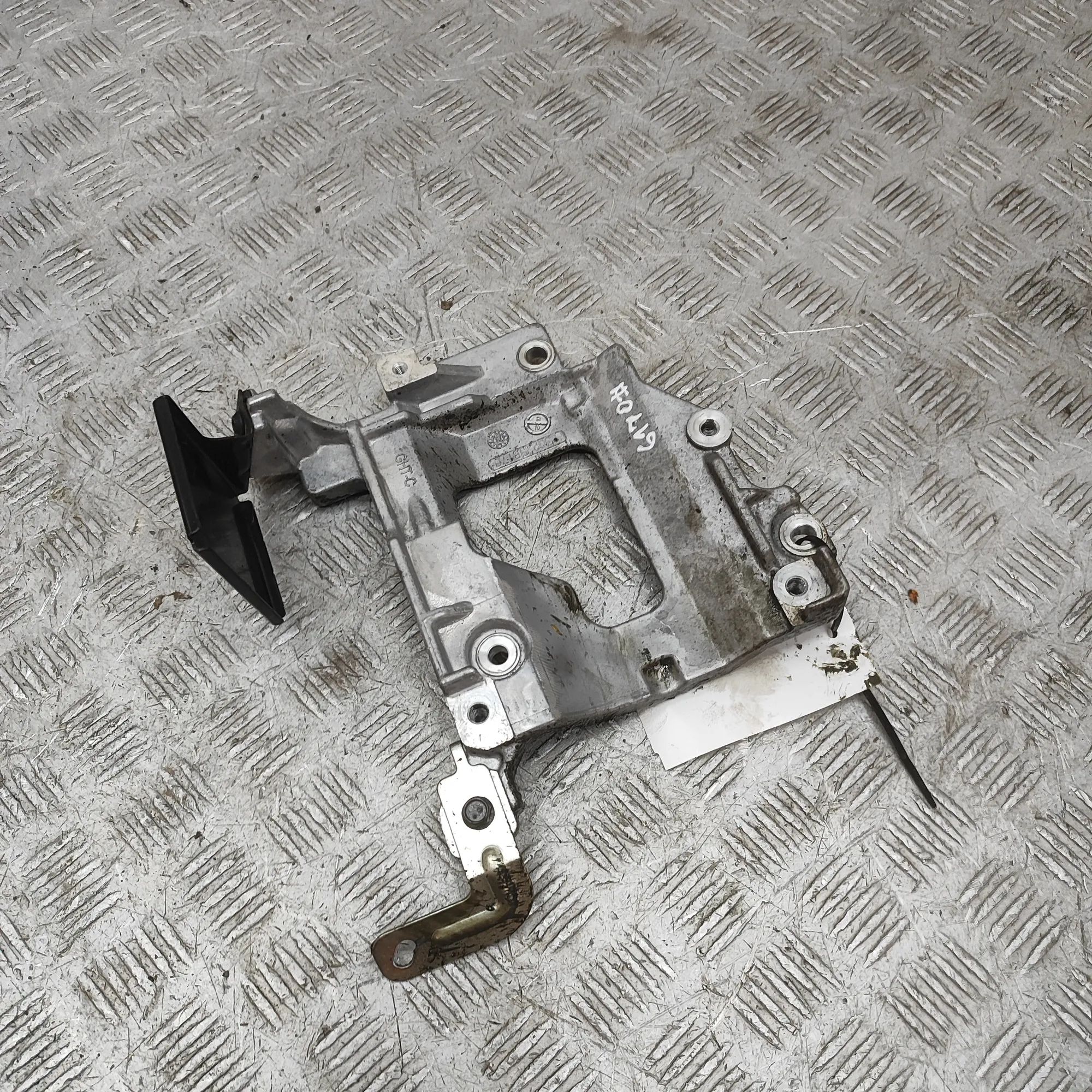 Nissan Leaf Air Conditioner Compressor Bracket Air Conditioner Compressor Bracket — NISSAN LEA...