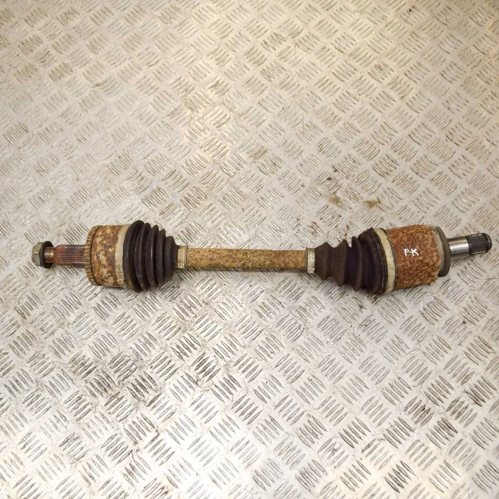 Land Rover Discovery Front Left Driveshaft Front Left Driveshaft — LAND ROVER DISCOVERY (I...