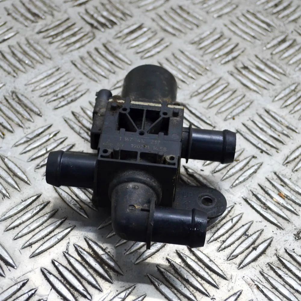 Land Rover Range Rover Sport (L494) Coolant valve Coolant valve — LAND ROVER RANGE ROVER SPORT (I...
