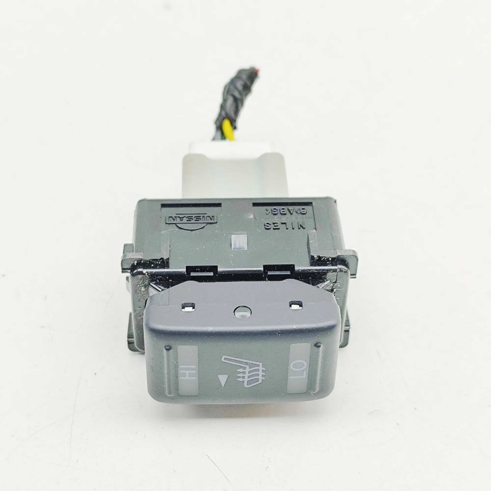 Nissan 370Z Seat heating switch Seat heating switch — NISSAN 370 (Z Coupe Z34) ...