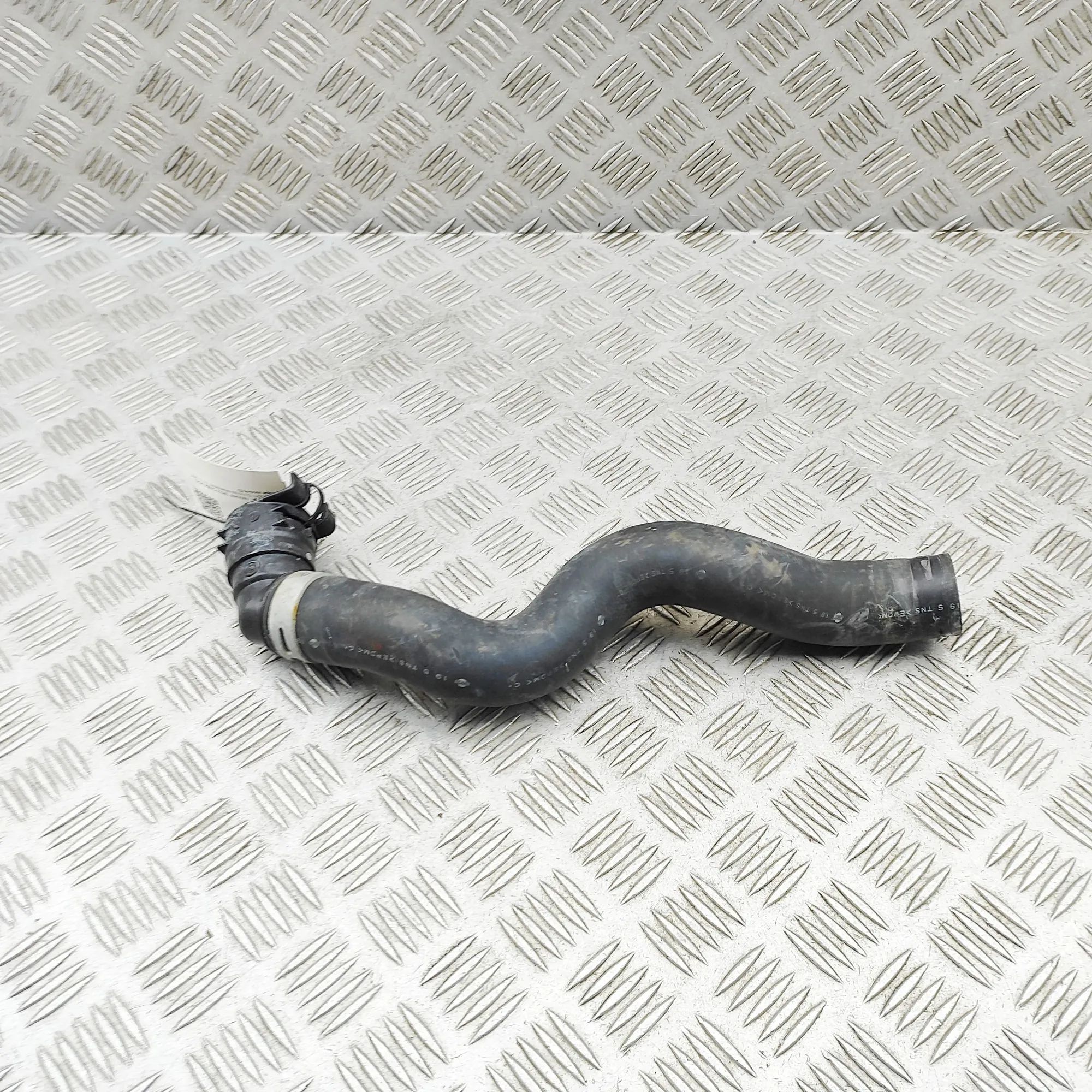 Nissan 370Z Coolant hose Coolant hose — NISSAN 370 (Z Coupe Z34) (2009-....