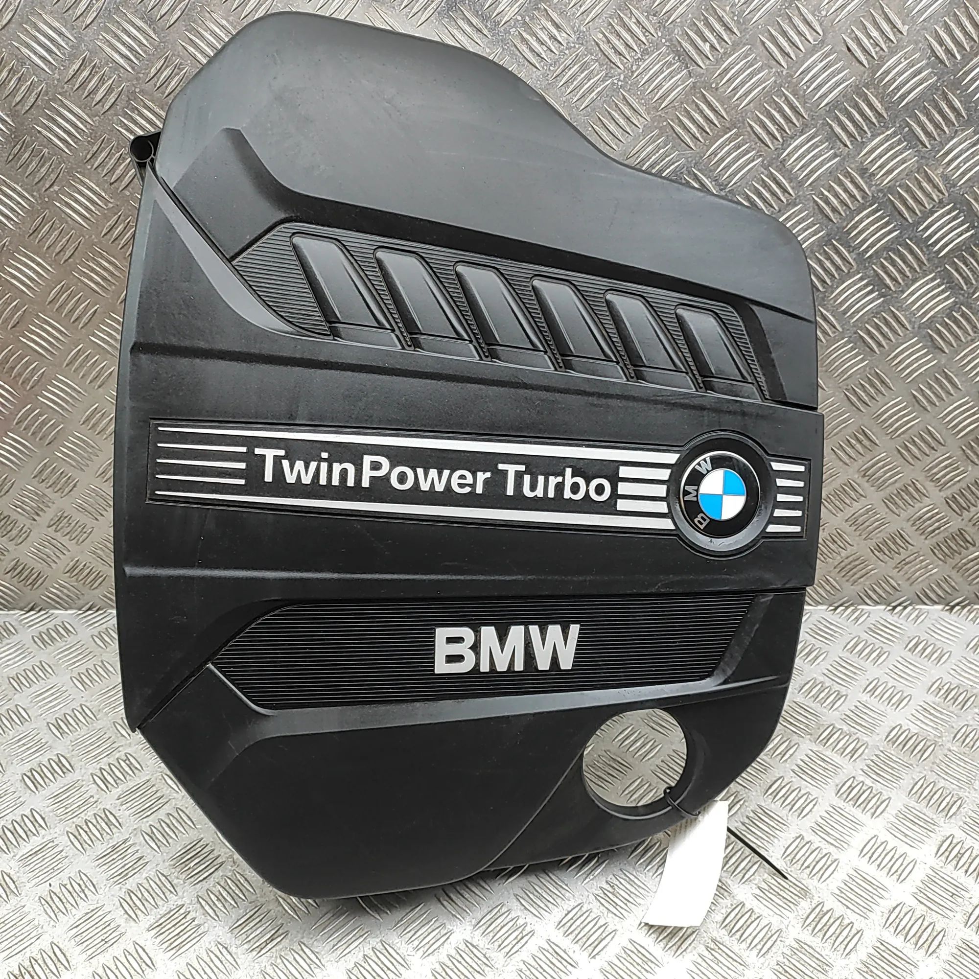 BMW X5 (E70) Engine cover Engine cover — BMW X5 (E70) (2006-2013) — 78110...