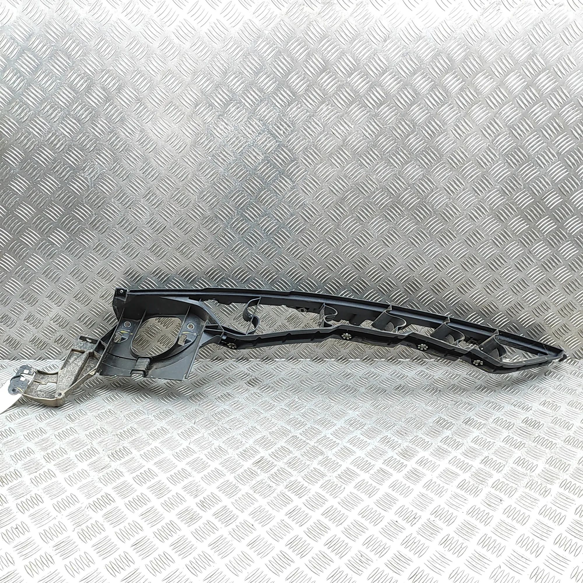 BMW X5 (E70) Fender bracket — front left Fender bracket — front left — BMW X5 (E70) (200...