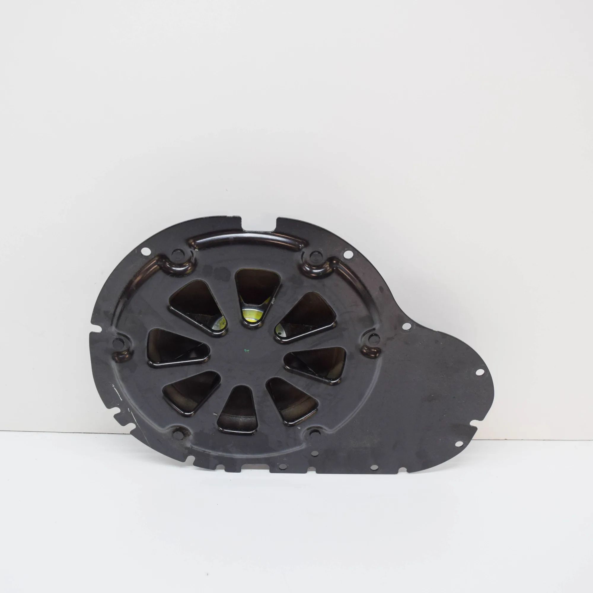 Land Rover Discovery Subwoofer Subwoofer — LAND ROVER DISCOVERY (III L319) (20...