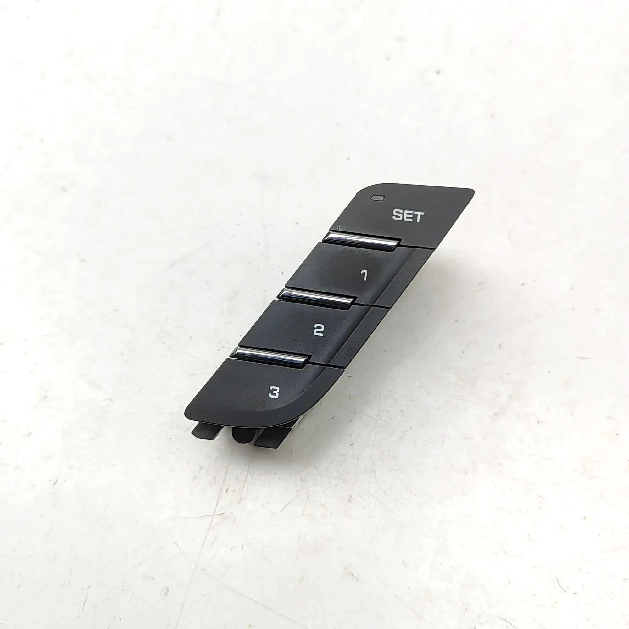 Porsche Macan Left Seat Control Switches Left Seat Control Switches — PORSCHE MACAN (DKN...