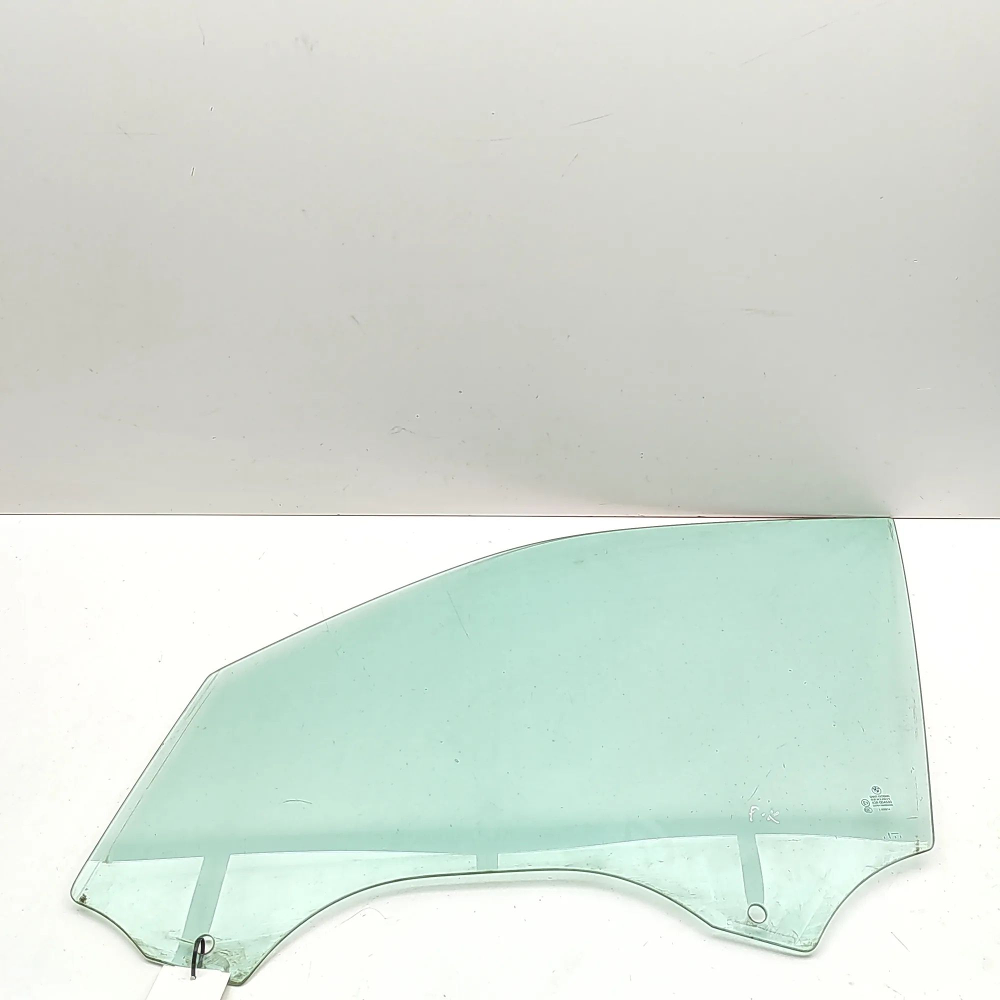 BMW X5 (E70) Front Left Door Window Front Left Door Window — BMW X5 (E70) (2006-201...