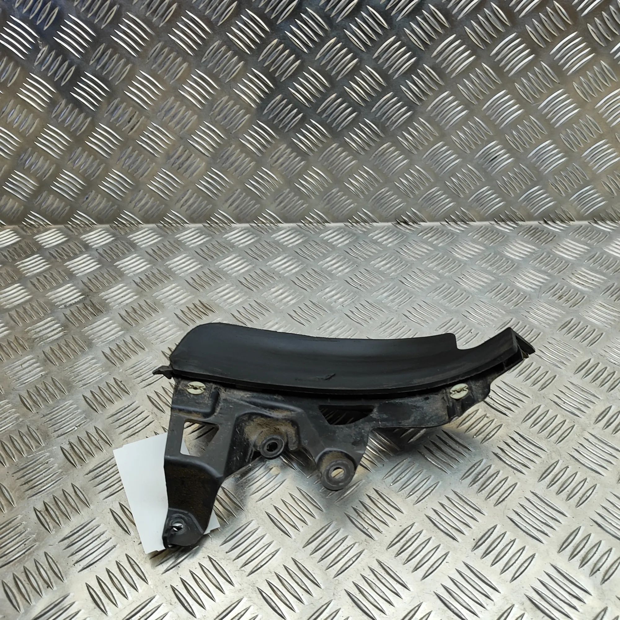 Porsche Cayenne Mudguard — rear right Mudguard — rear right — PORSCHE CAYENNE (9Y0/9Y...