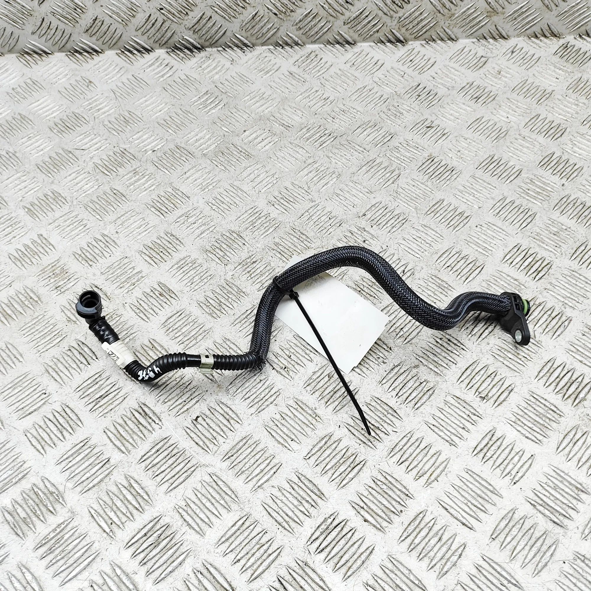 Mercedes-Benz CLA (C118) Vacuum pipe Vacuum pipe — MERCEDES BENZ CLA (Coupe C118) (2...