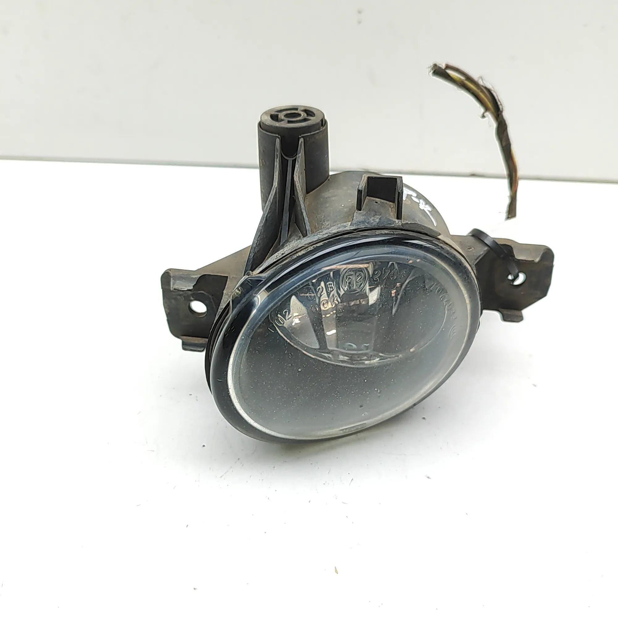 BMW X5 (E70) Front Left Fog Light Front Left Fog Light — BMW X5 (E70) (2006-2013)...