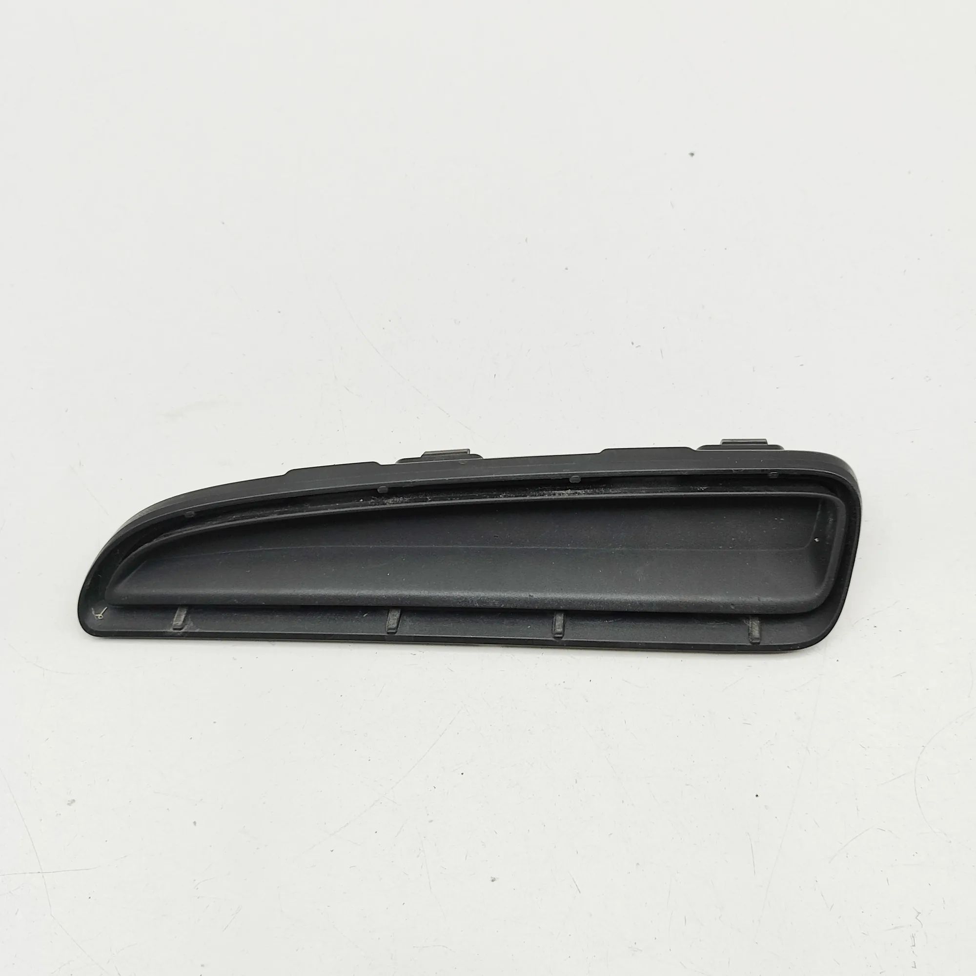 Audi TT (8S) Body moulding left Body moulding left — AUDI TT (FV3) (2014-...) —...