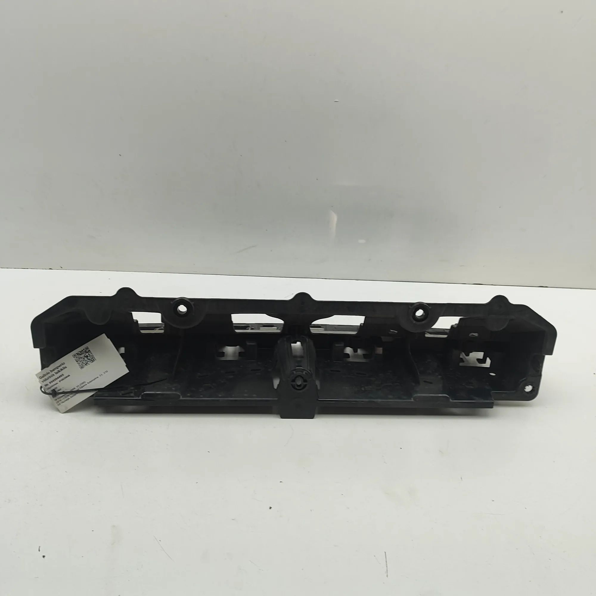 BMW X5 (G05) Rear Bumper Middle Bracket Rear Bumper Middle Bracket — BMW X5 (G05) (2018...