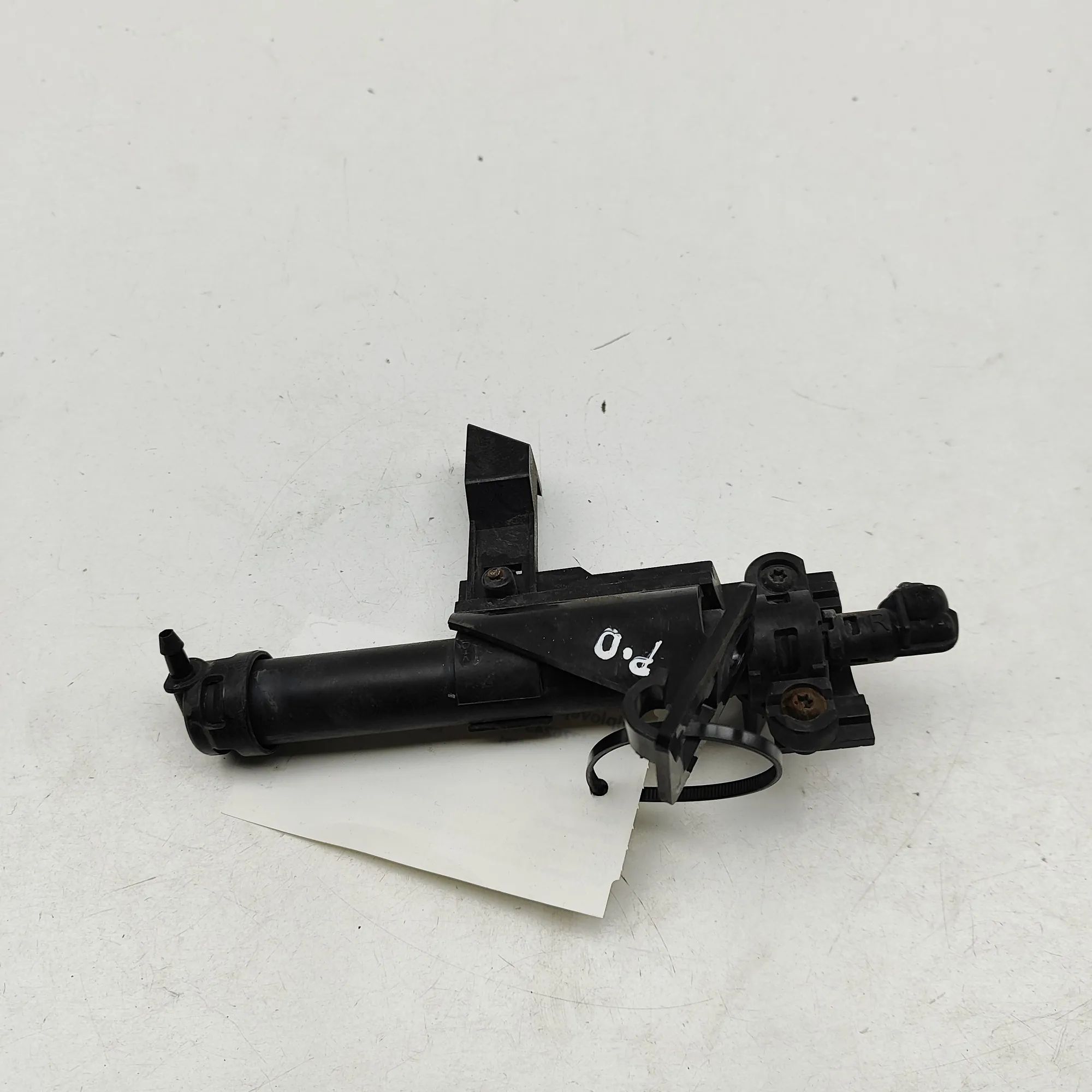 Land Rover Range Rover Evoque Headlight washer pump — right Headlight washer pump — right — LAND ROVER RANG...