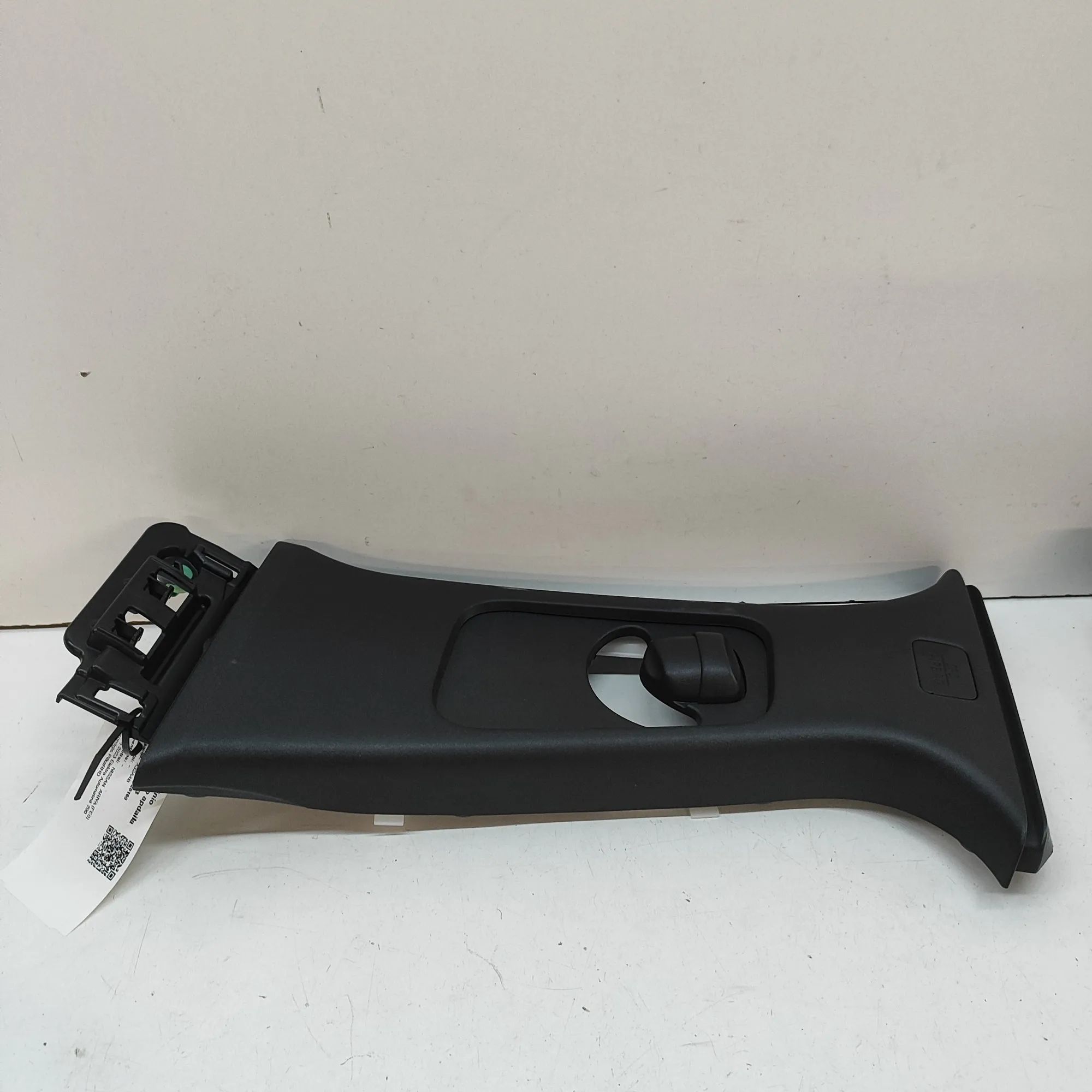 Nissan Ariya B-pillar trim — left B-pillar trim — left — NISSAN ARIYA (FE0) (2020...