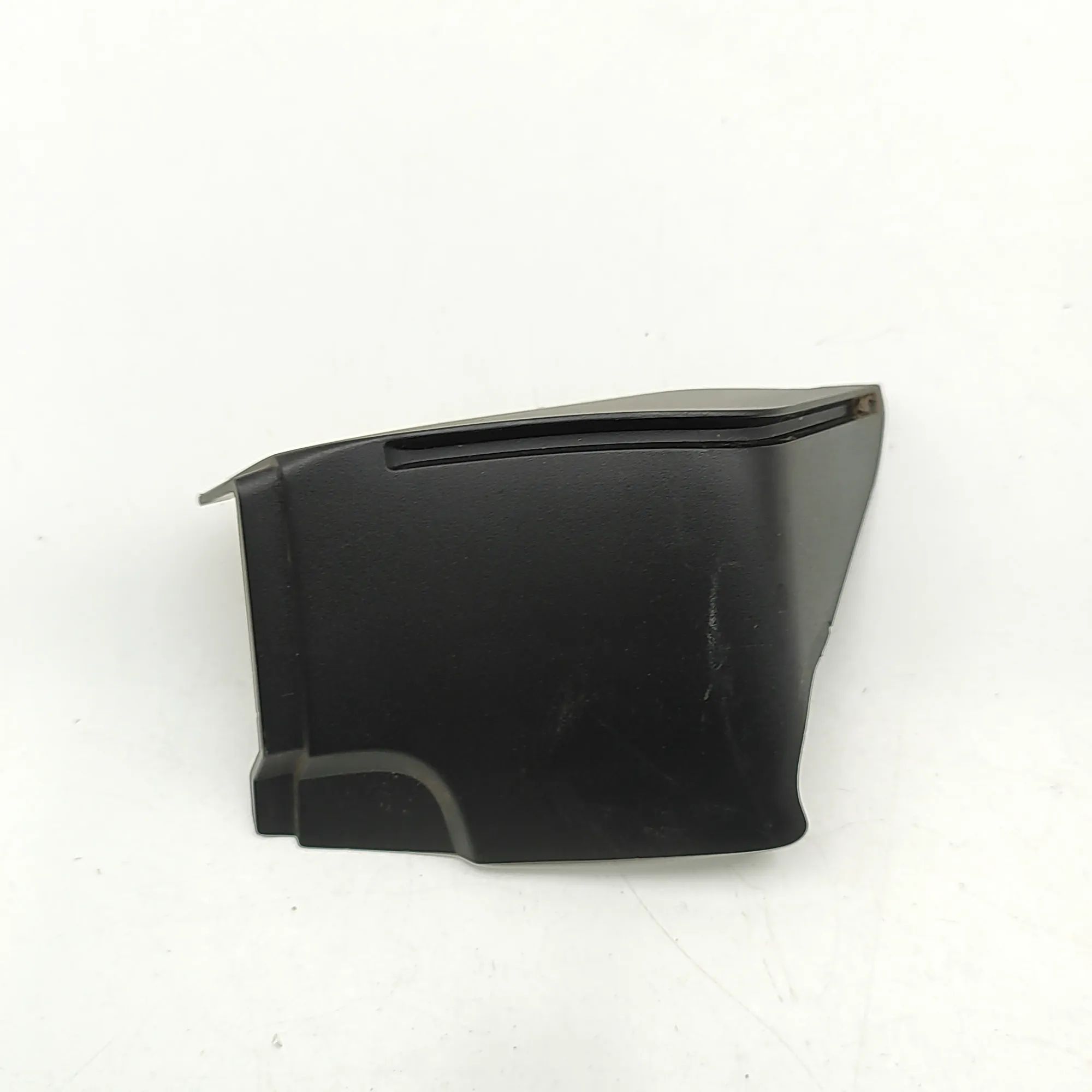 Porsche Cayenne Rear light trim — rear left Rear light trim — rear left — PORSCHE CAYENNE (...