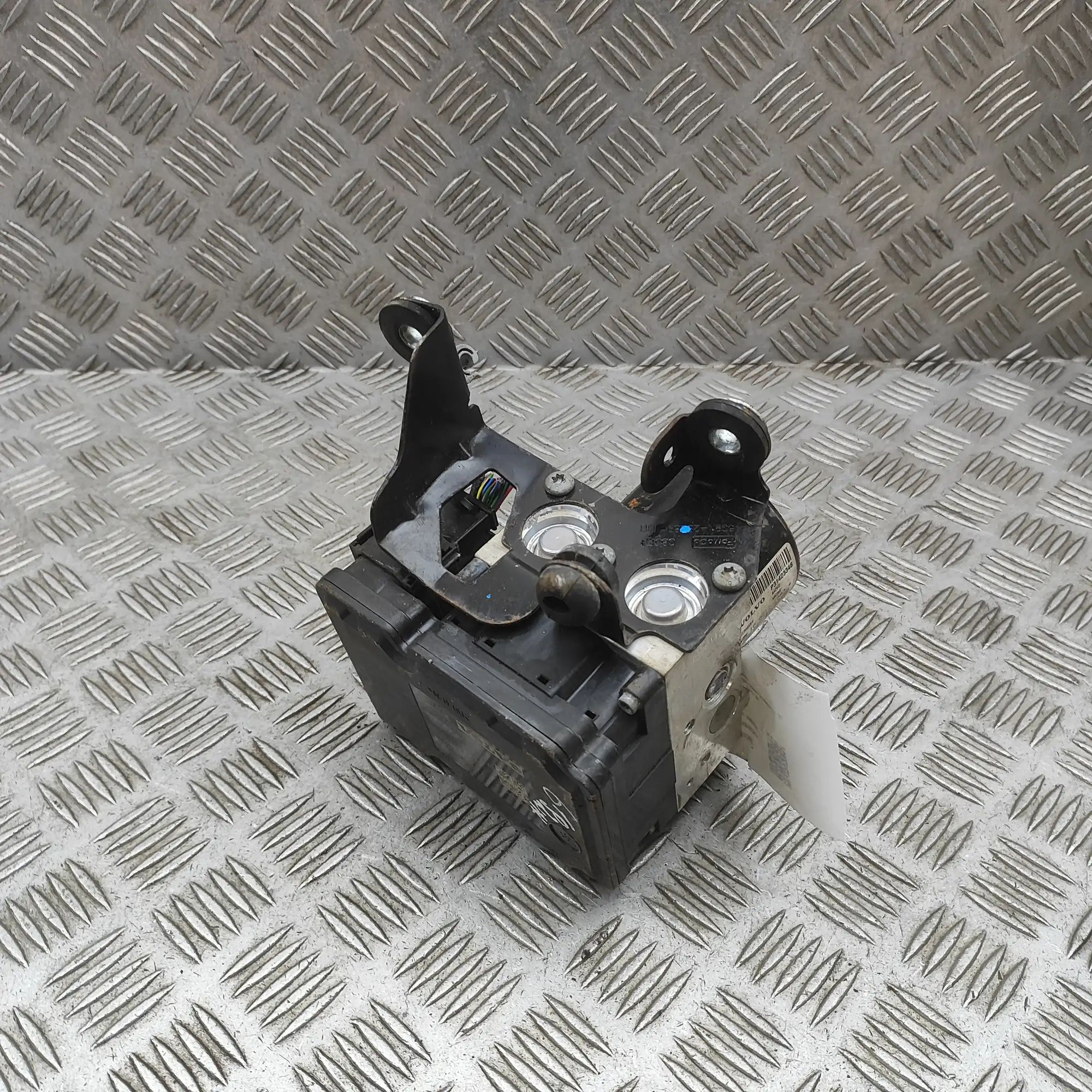 Volvo S60 ABS Hydraulipumppu ABS Pump — VOLVO S60 (II) (2010-2019) — 3142334...