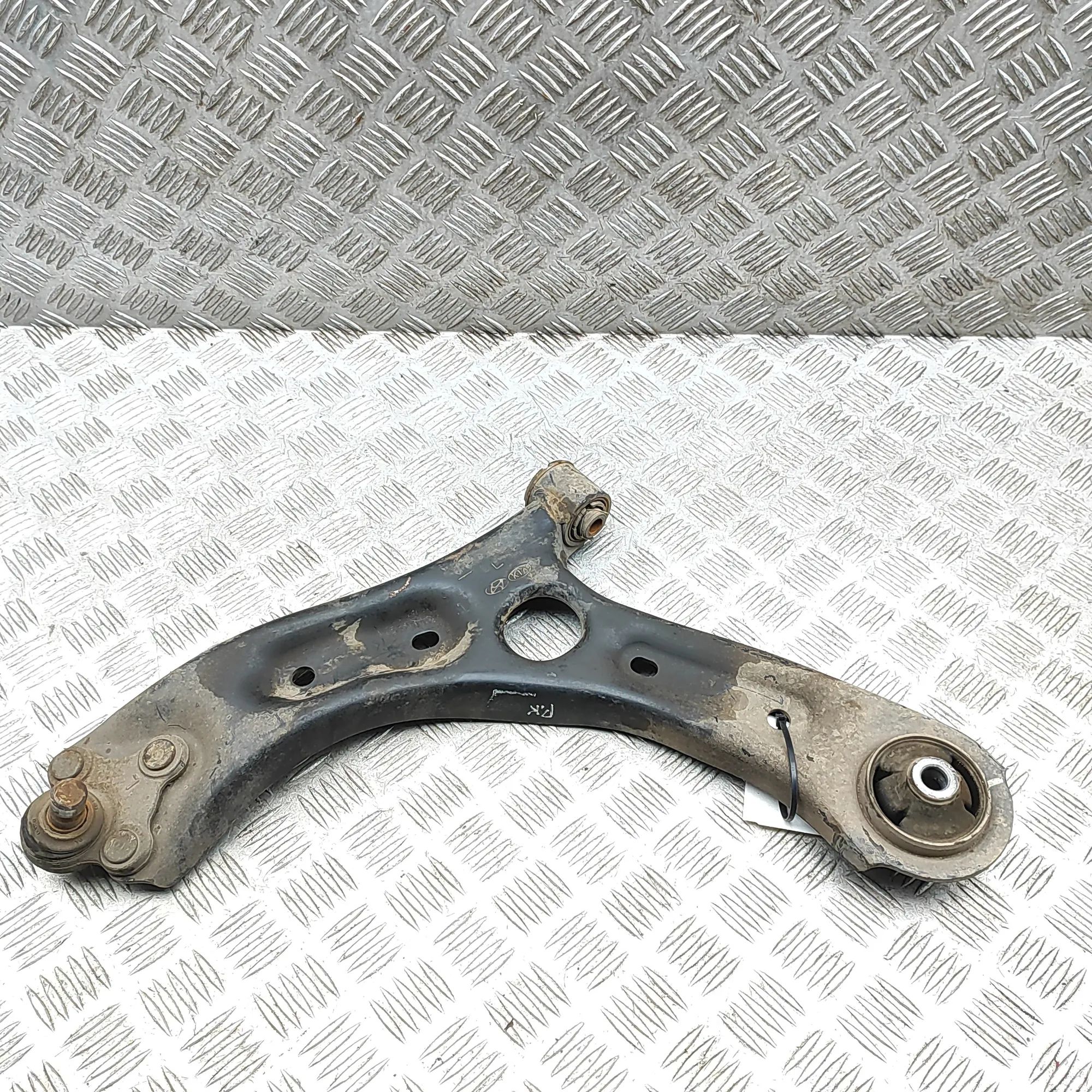 Kia Optima (JF) Front Left Lower Control Arm
