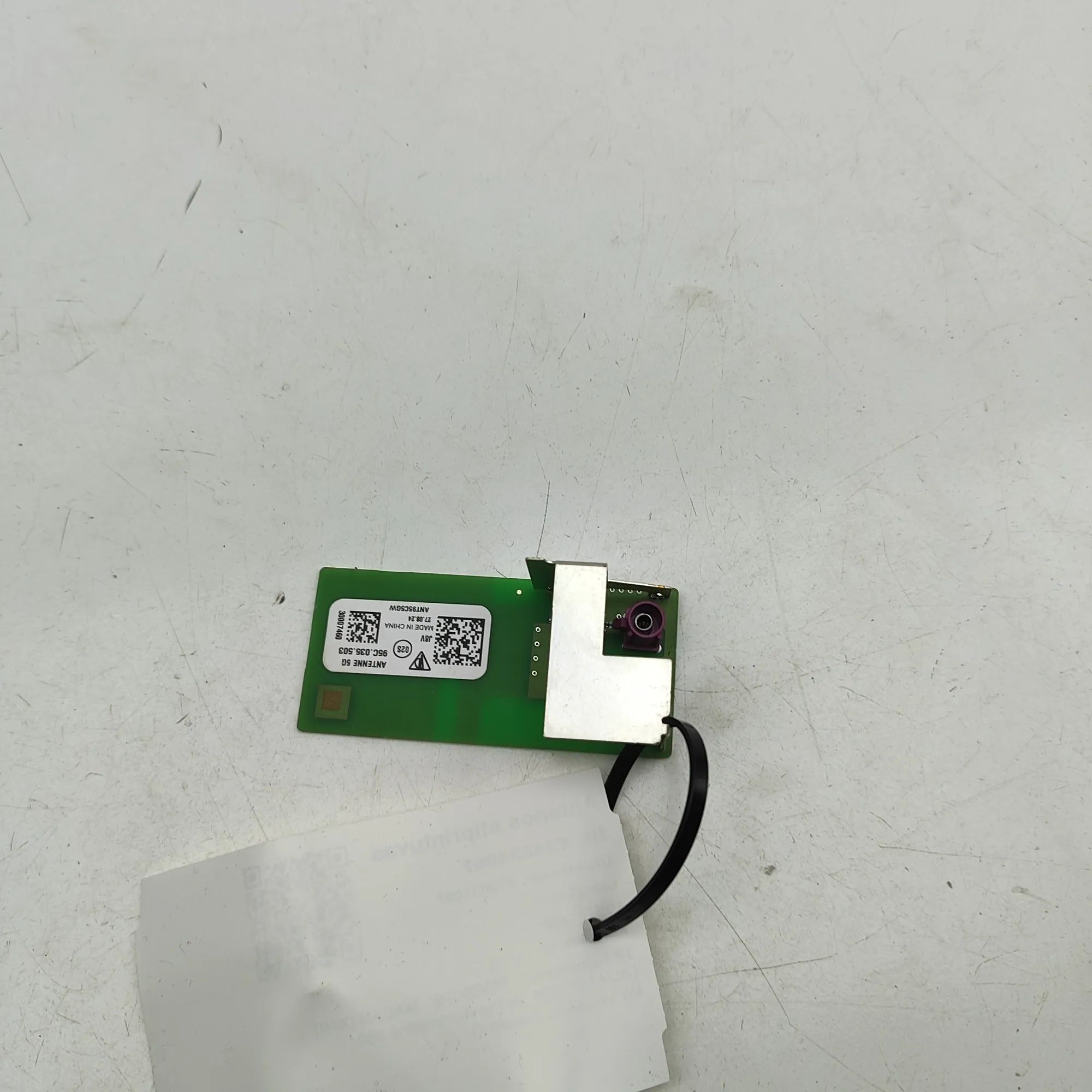 Porsche Macan (XAB) Antenna Amplifier Antenna Amplifier — PORSCHE MACAN (XAB) (2024-....
